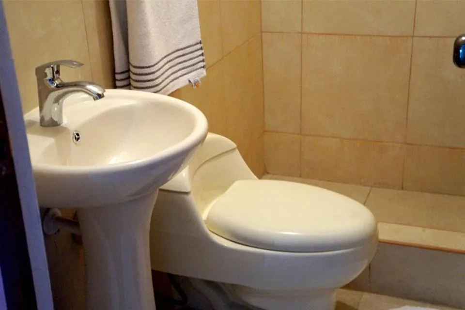 Bathroom in Casa del Inka Perú