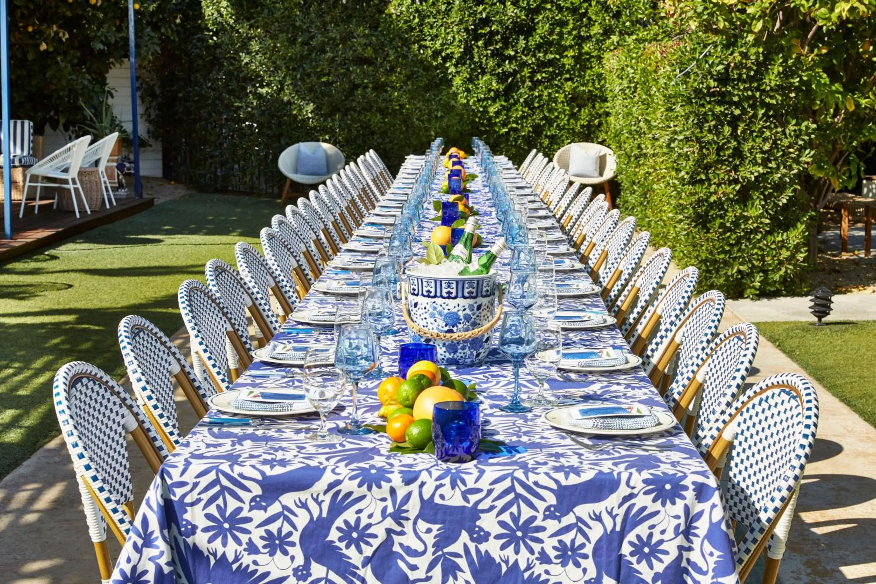 Dining area in Holiday House Palm Springs