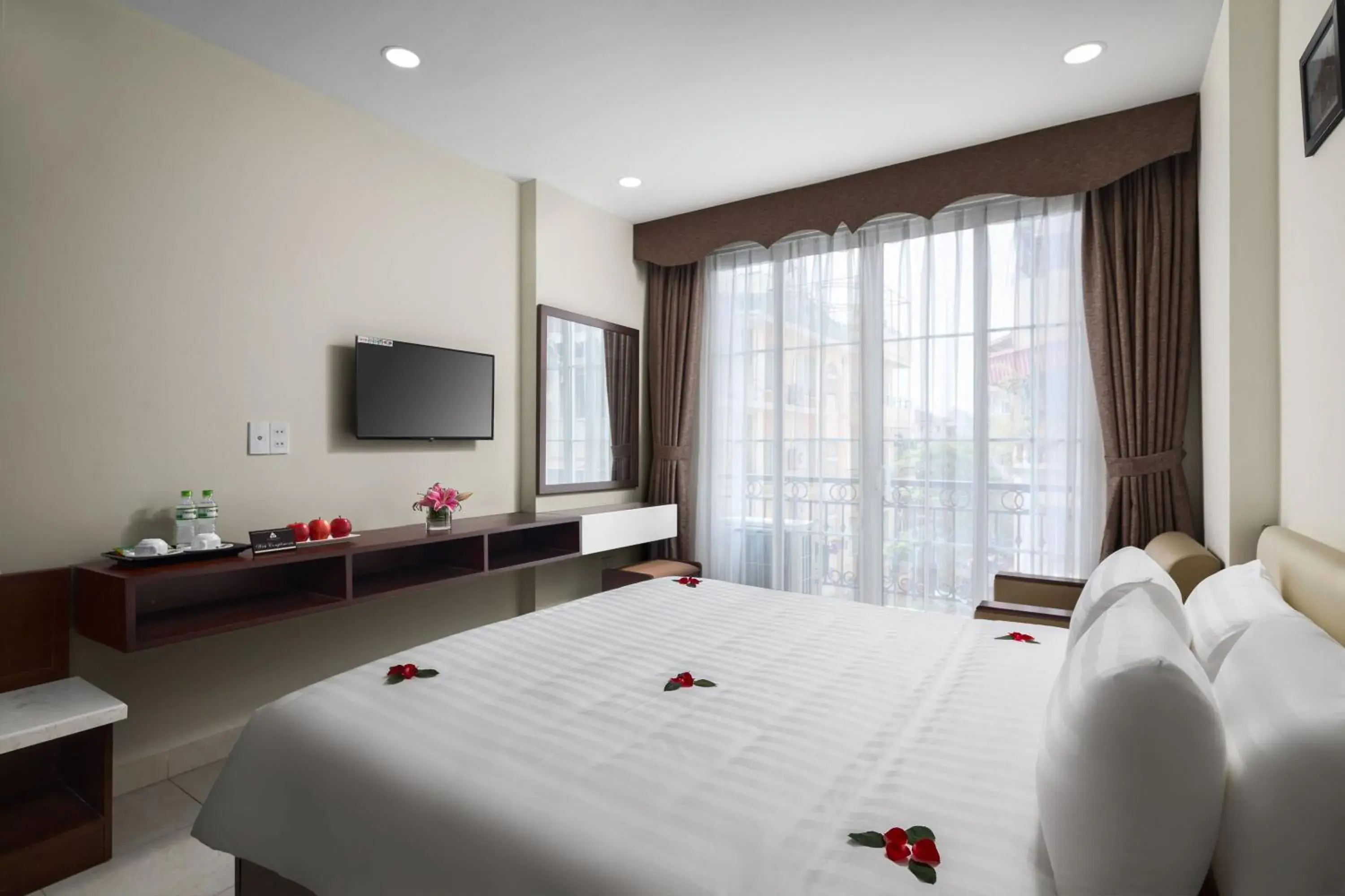 Bedroom, Bed in Dream Central Hotel & Spa - Hanoi Old Quarter Bedroom, Bed in Dream Central Hotel & Spa - Hanoi Old Quarter