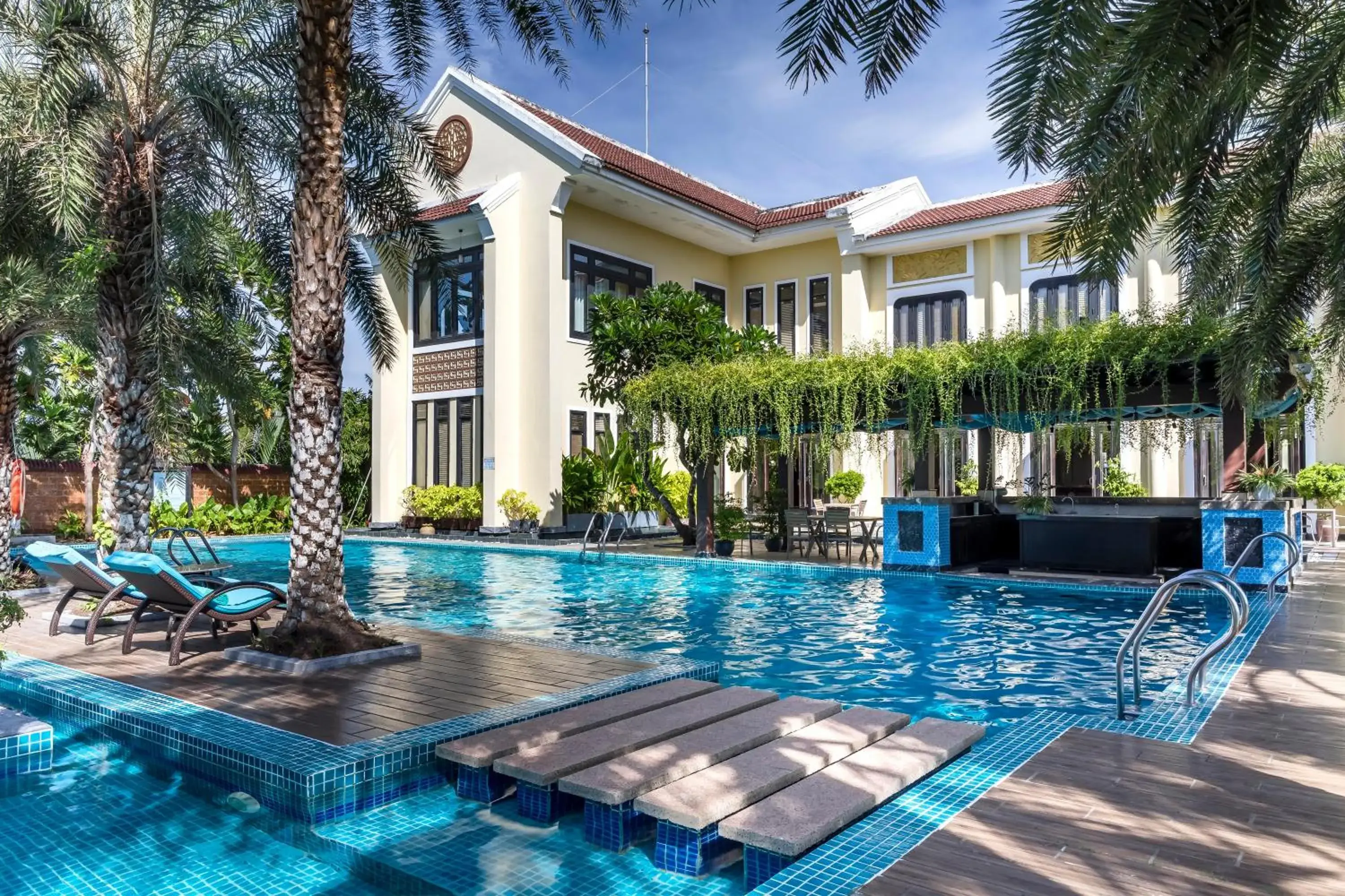 Swimming pool in Koi Resort & Spa Hoi An Swimming pool in Koi Resort & Spa Hoi An