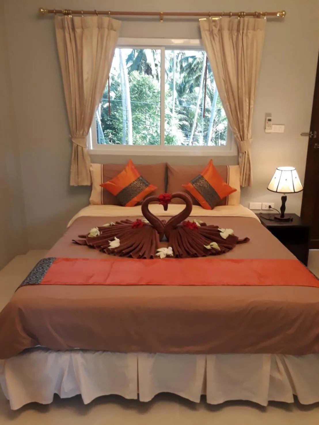 Bedroom, Bed in Bussarin Mansion Koh Yao Yai