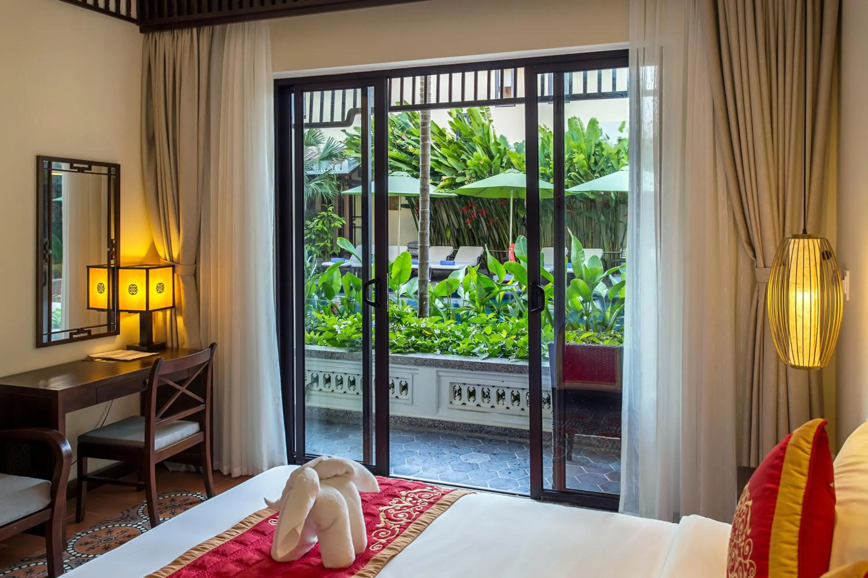 Pool view, Bed in Hoi An Field Boutique Resort & Spa