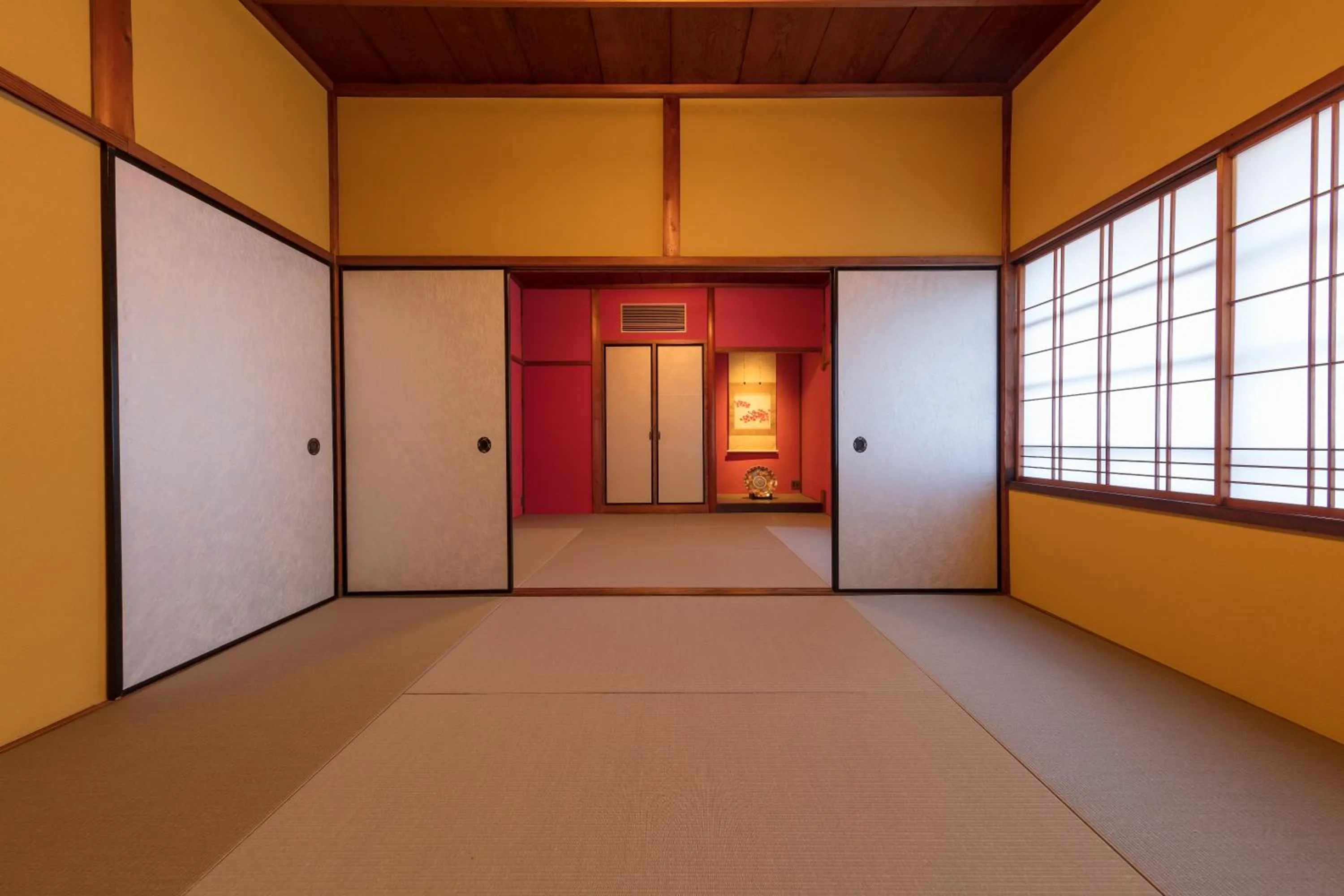 Bedroom in Hikoso-machi Kin no Ma