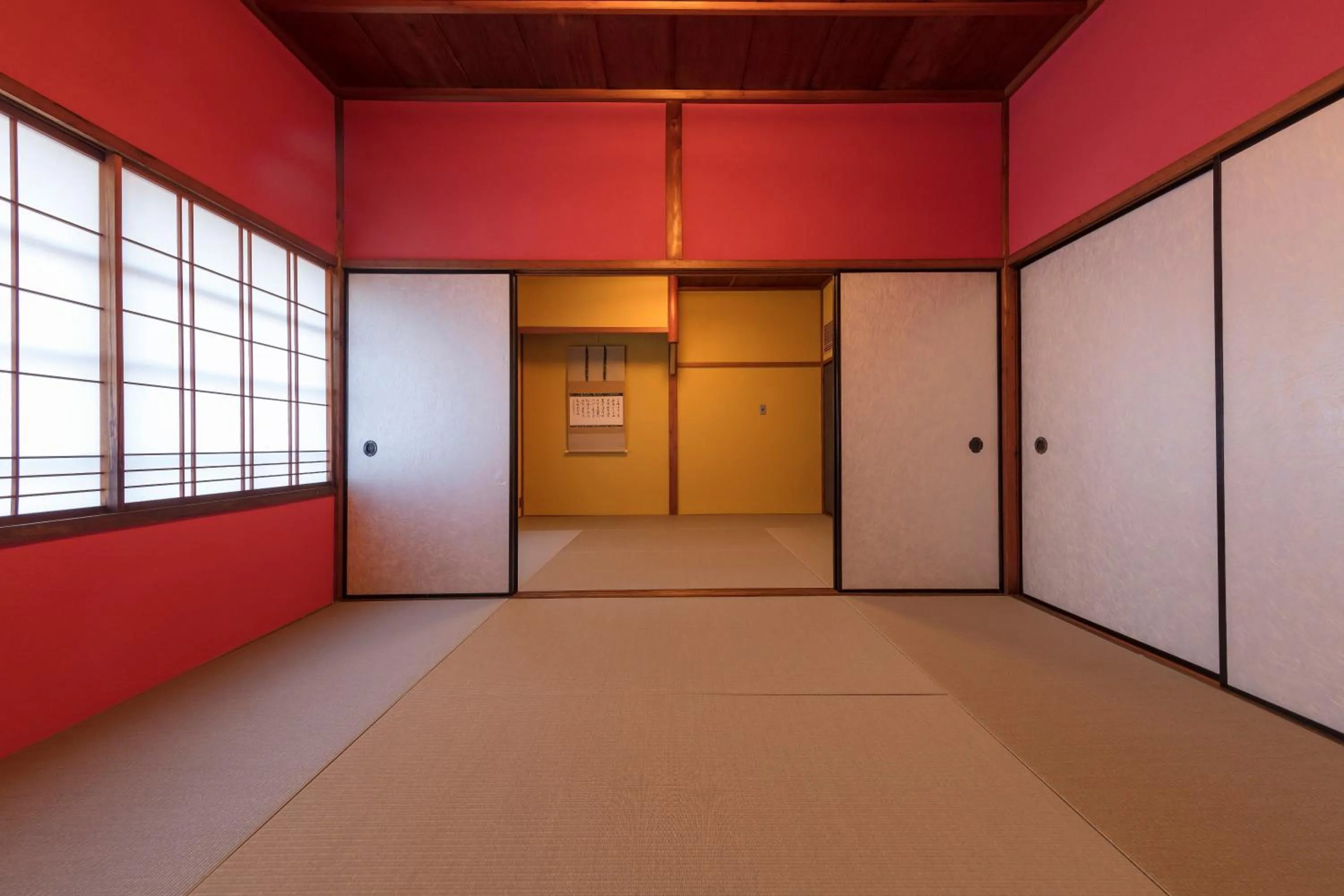 Bedroom in Hikoso-machi Kin no Ma