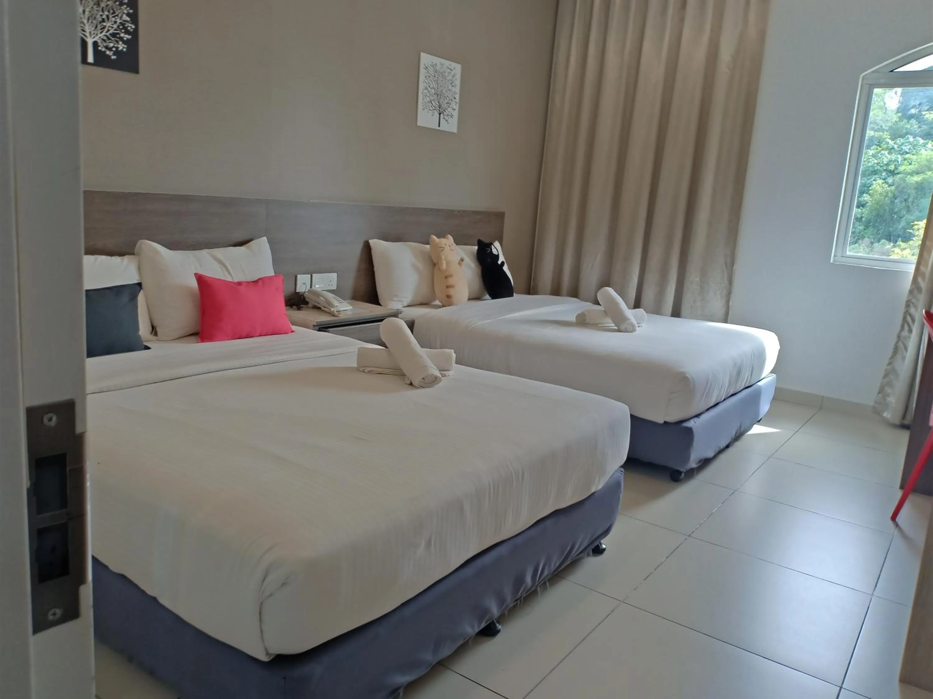 View (from property/room), Bed in Hotel Alpha