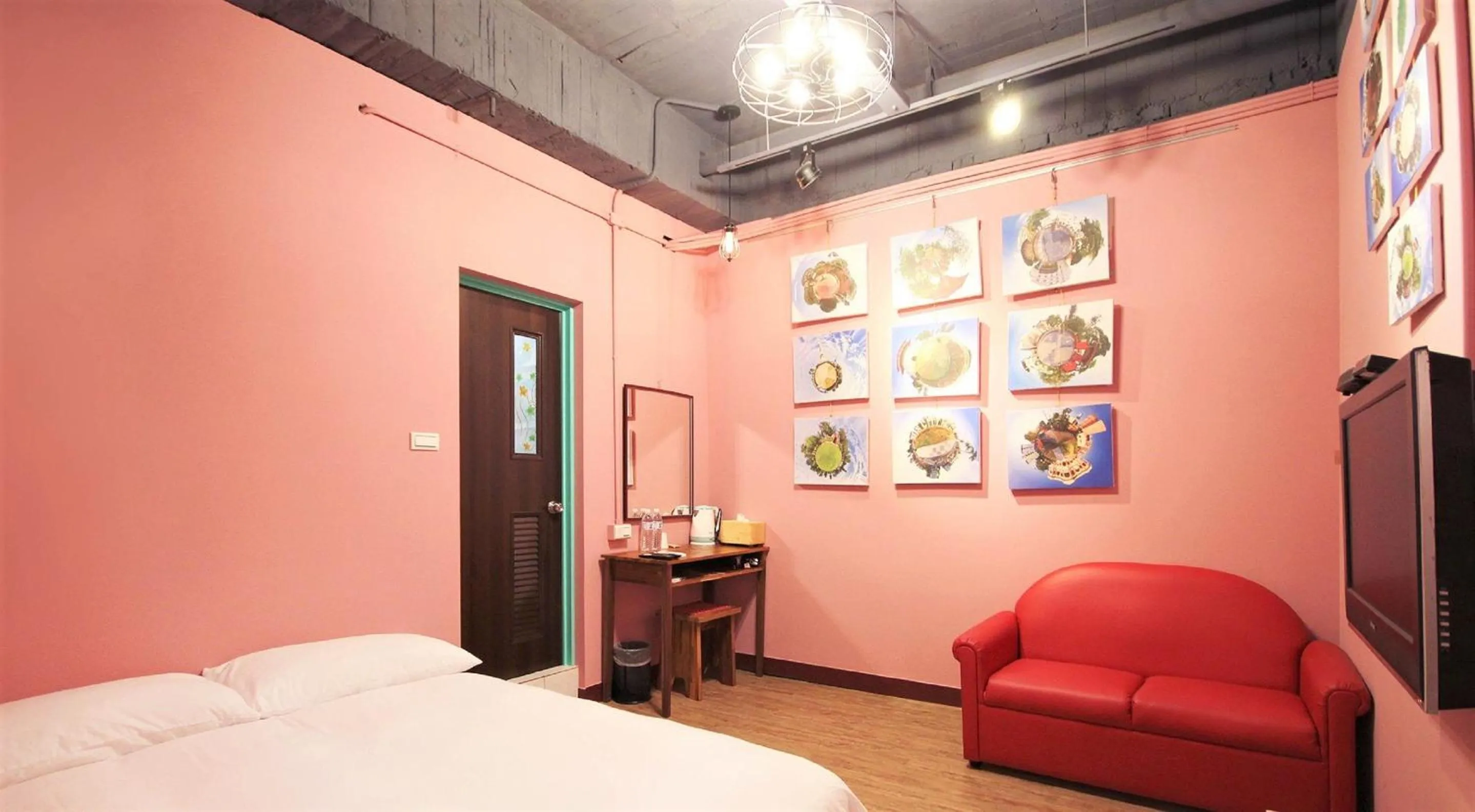 Photo of the whole room, Bed in DongNing Atlas Hotel