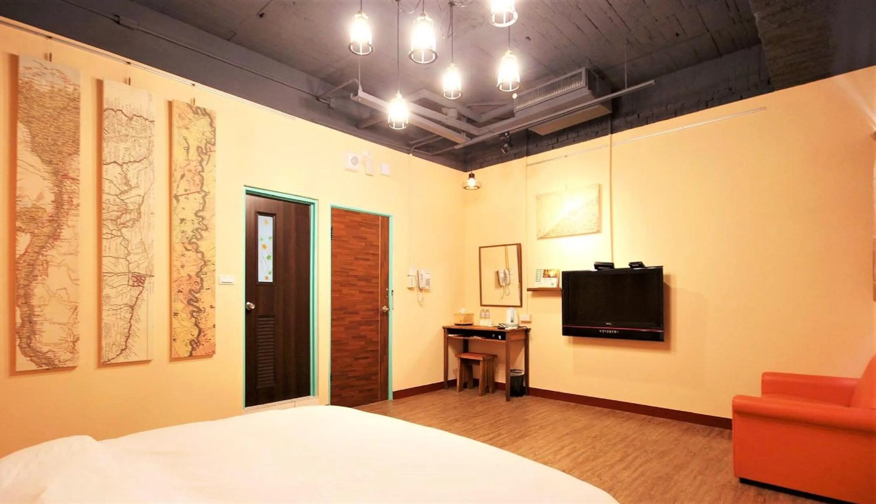 Photo of the whole room, Bed in DongNing Atlas Hotel