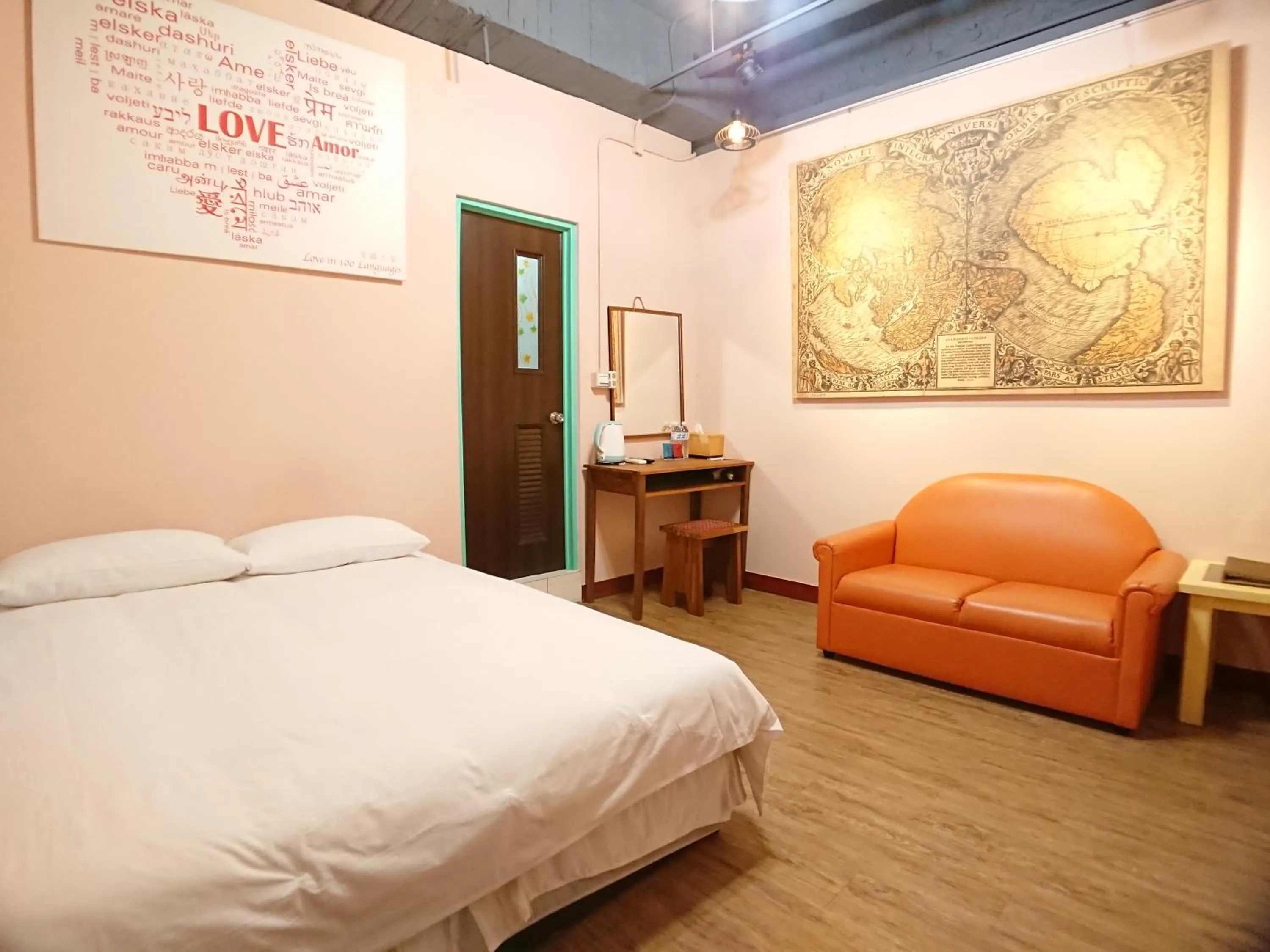 Photo of the whole room, Bed in DongNing Atlas Hotel