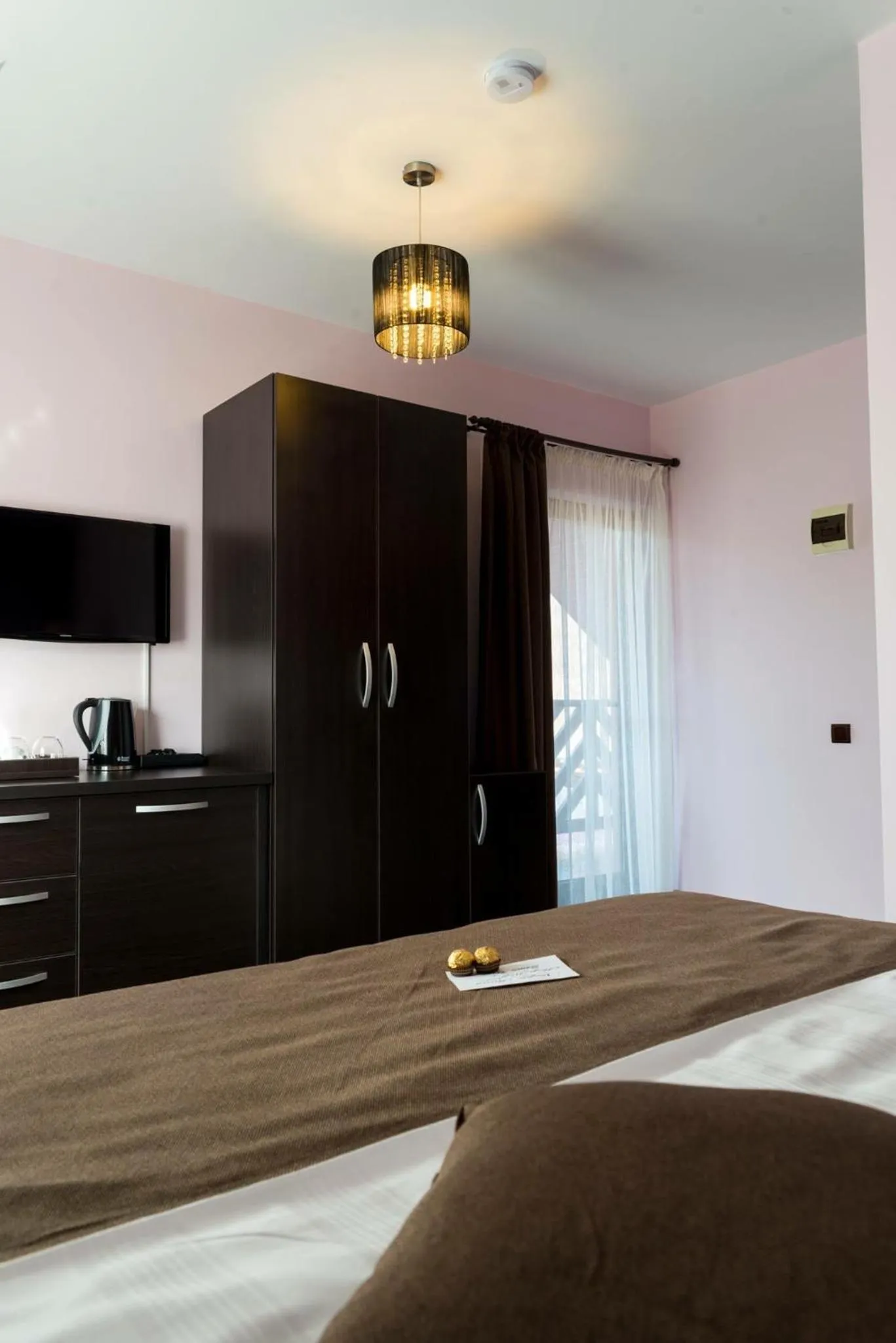 Photo of the whole room, Bed in Pridvorul Haiducilor