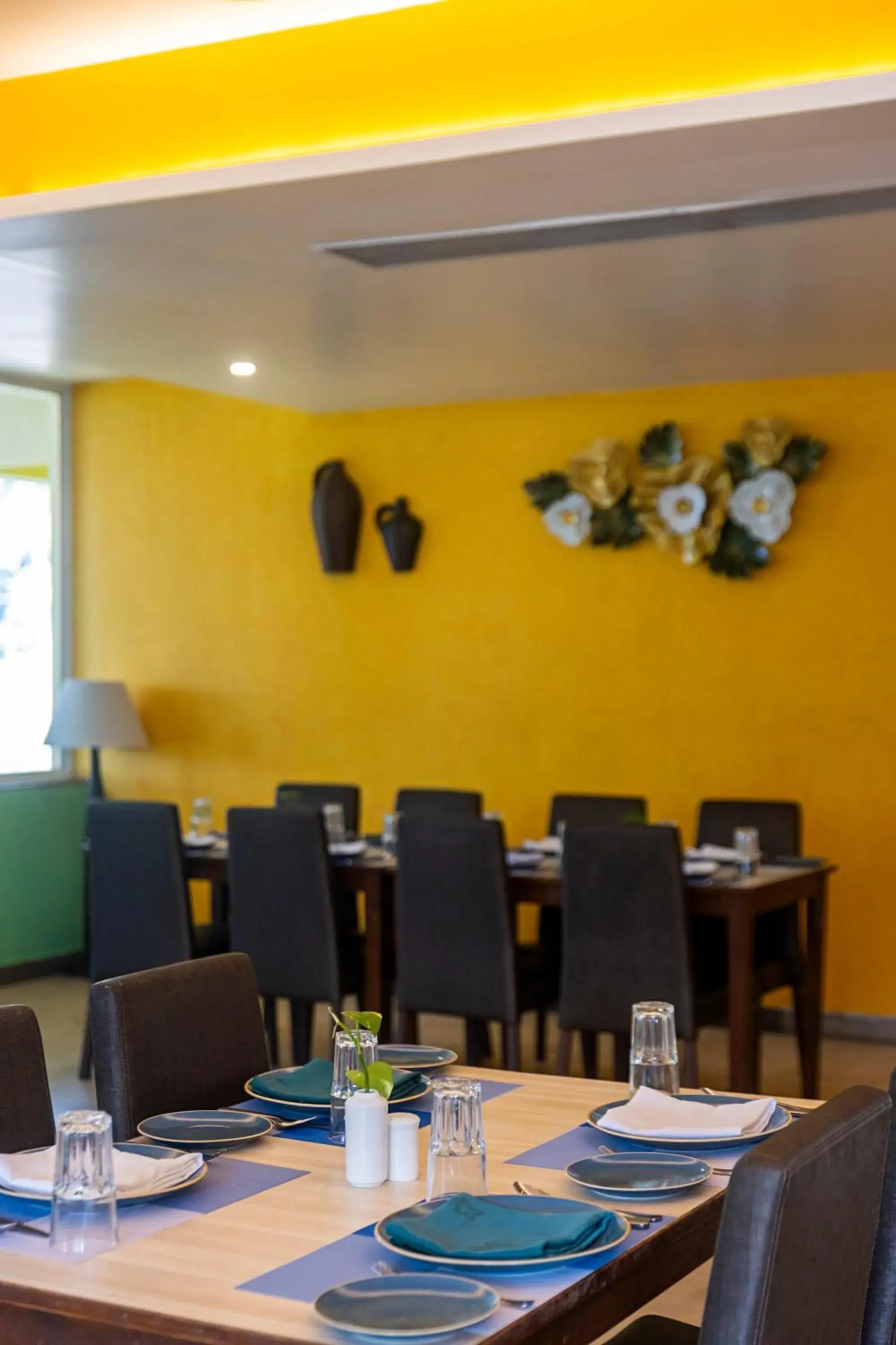 Restaurant/places to eat in Sterling Goa Varca Restaurant/places to eat in Sterling Goa Varca