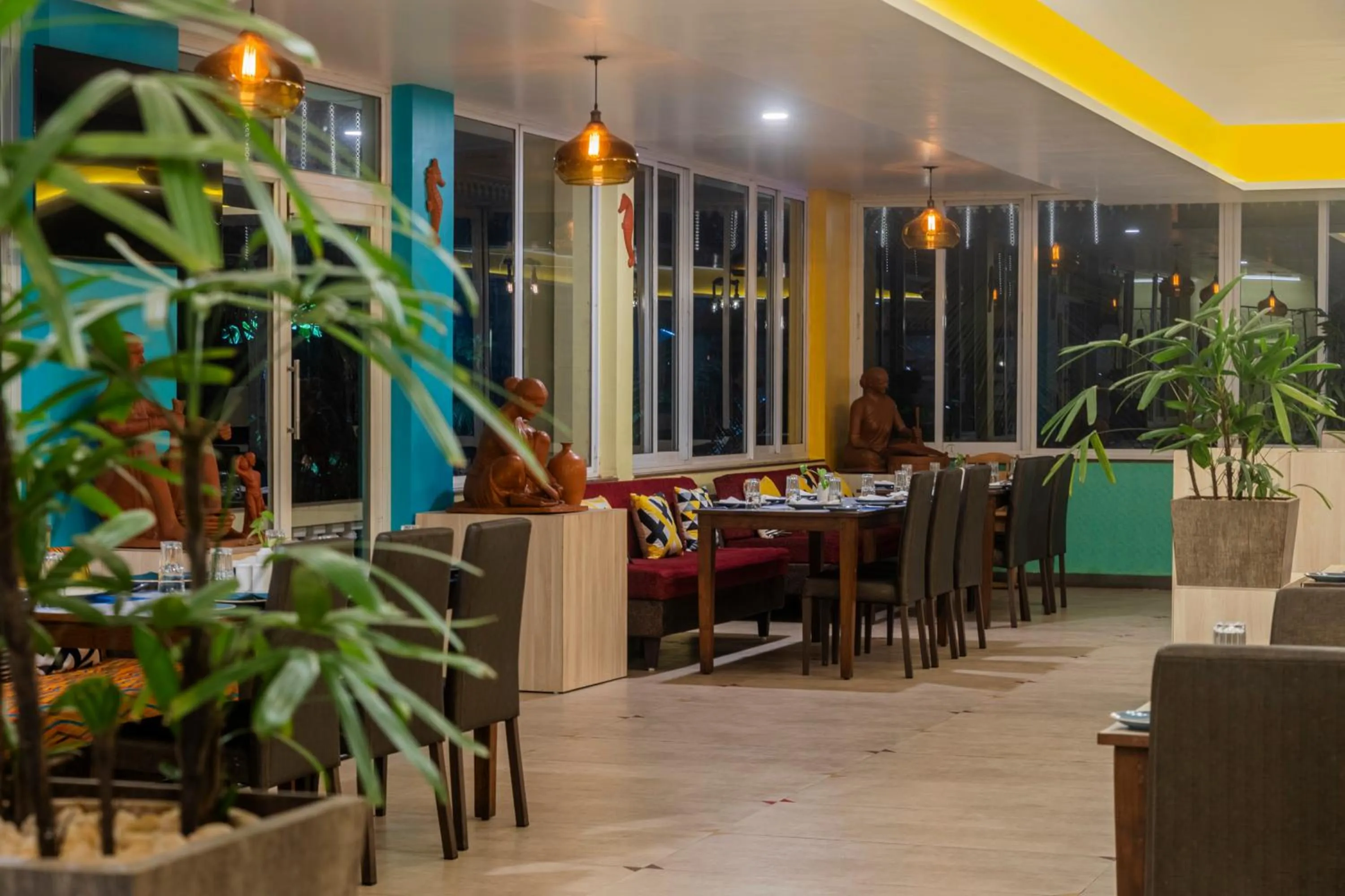 Restaurant/places to eat in Sterling Goa Varca