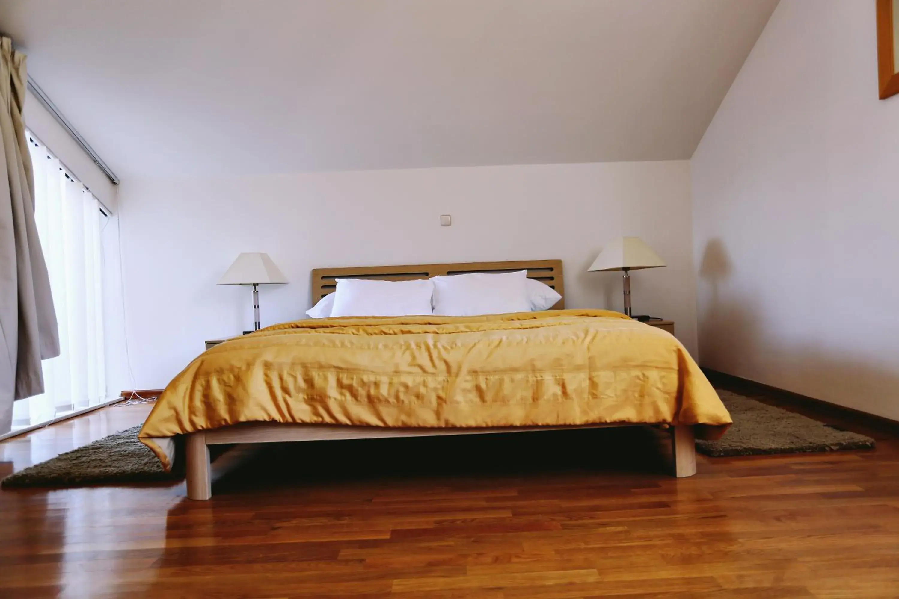Bed in Pervanovo Apartments