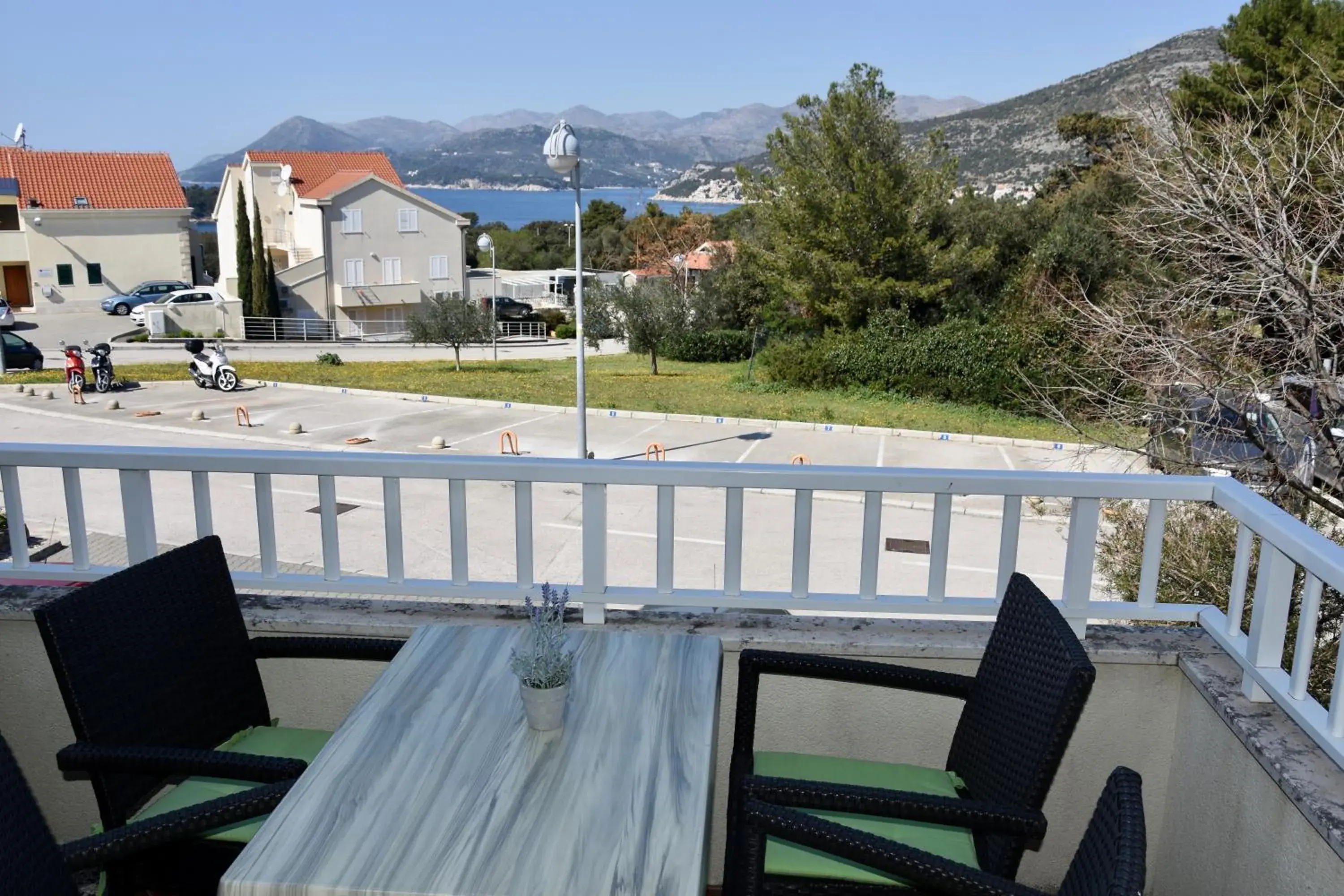 Balcony/Terrace in Pervanovo Apartments