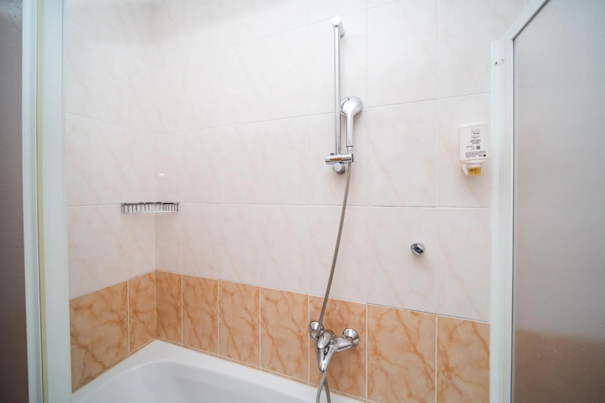 Shower in Pervanovo Apartments with Free Parking