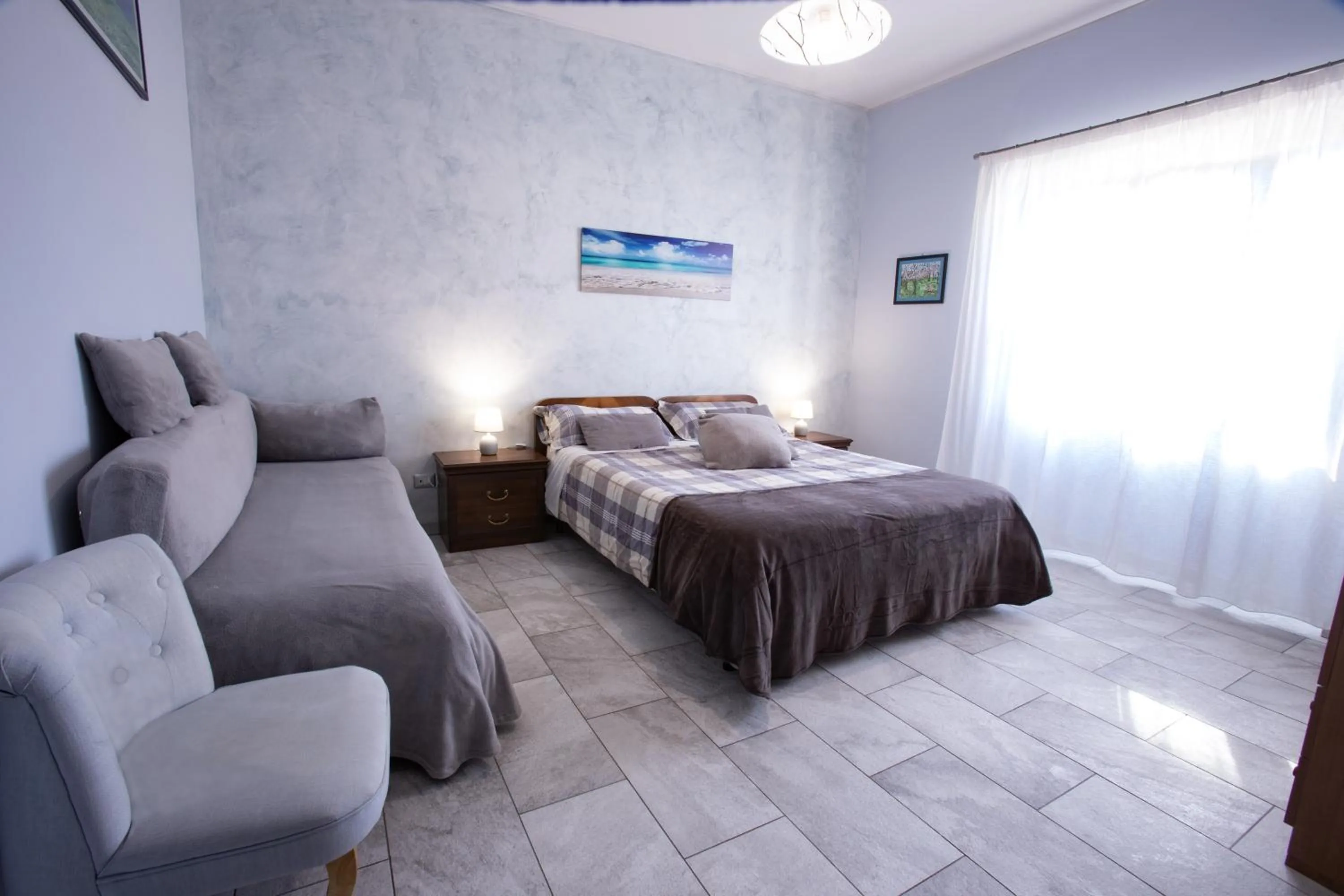 Photo of the whole room, Bed in Etna Sea House