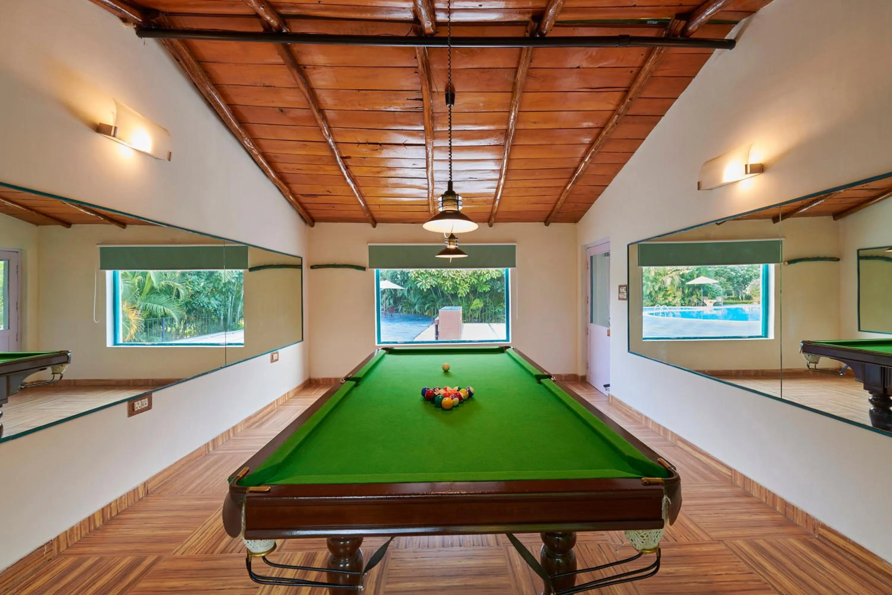 Billiard in Aacorn Hideaway Resort & Spa