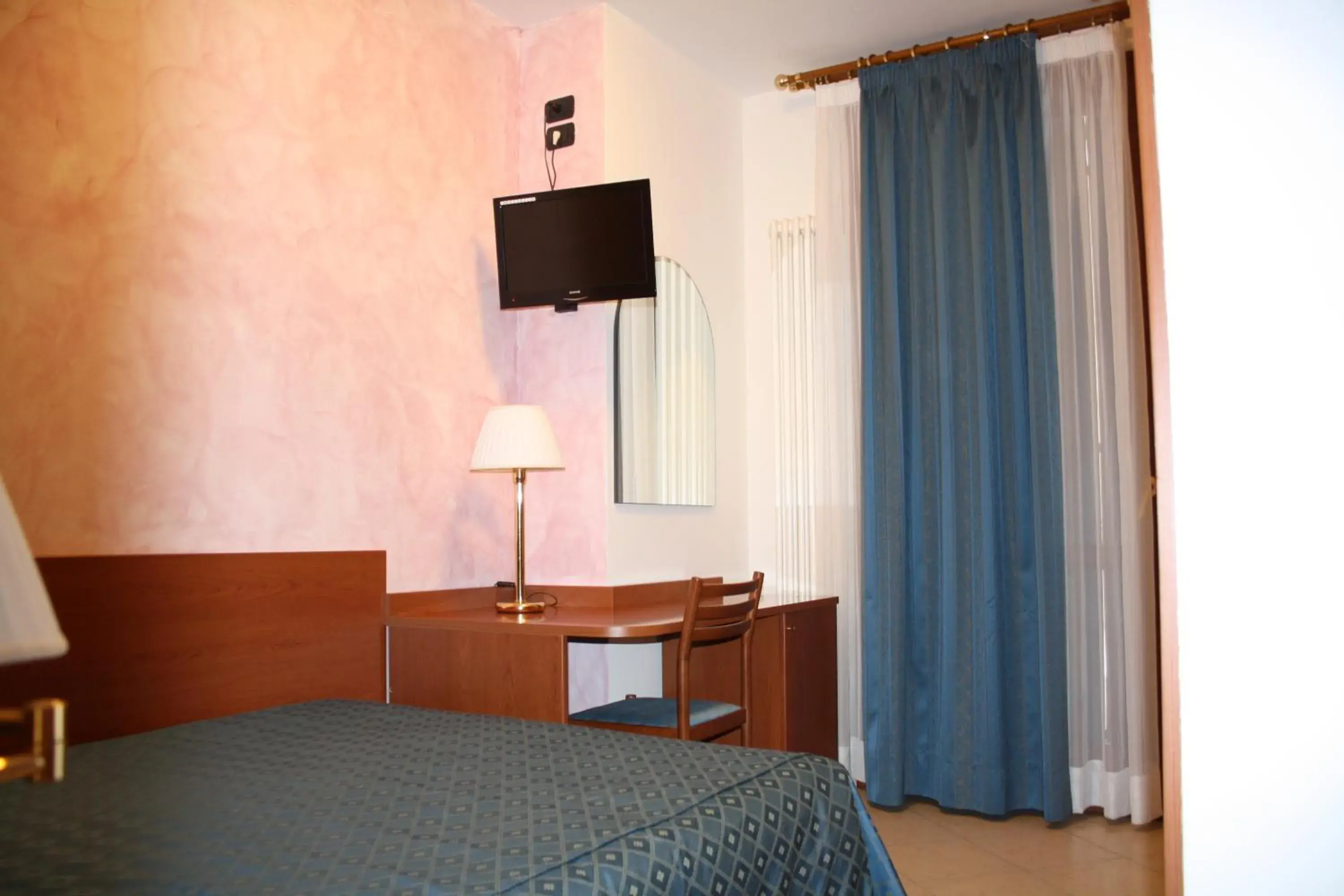 Single Room - single occupancy in Italia Risorta Single Room - single occupancy in Italia Risorta