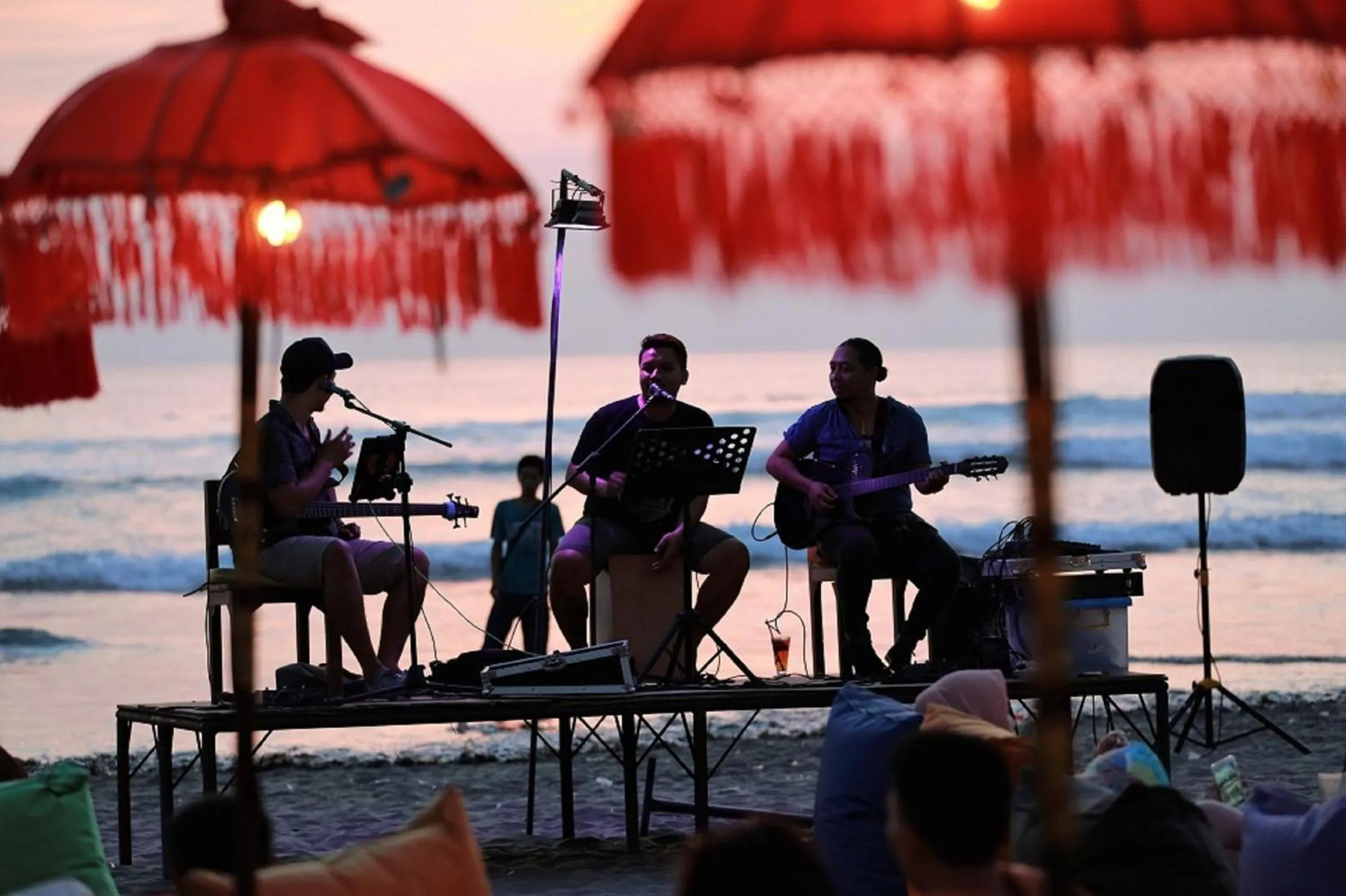 Activities in Seahouse Bali Indah Beach Inn