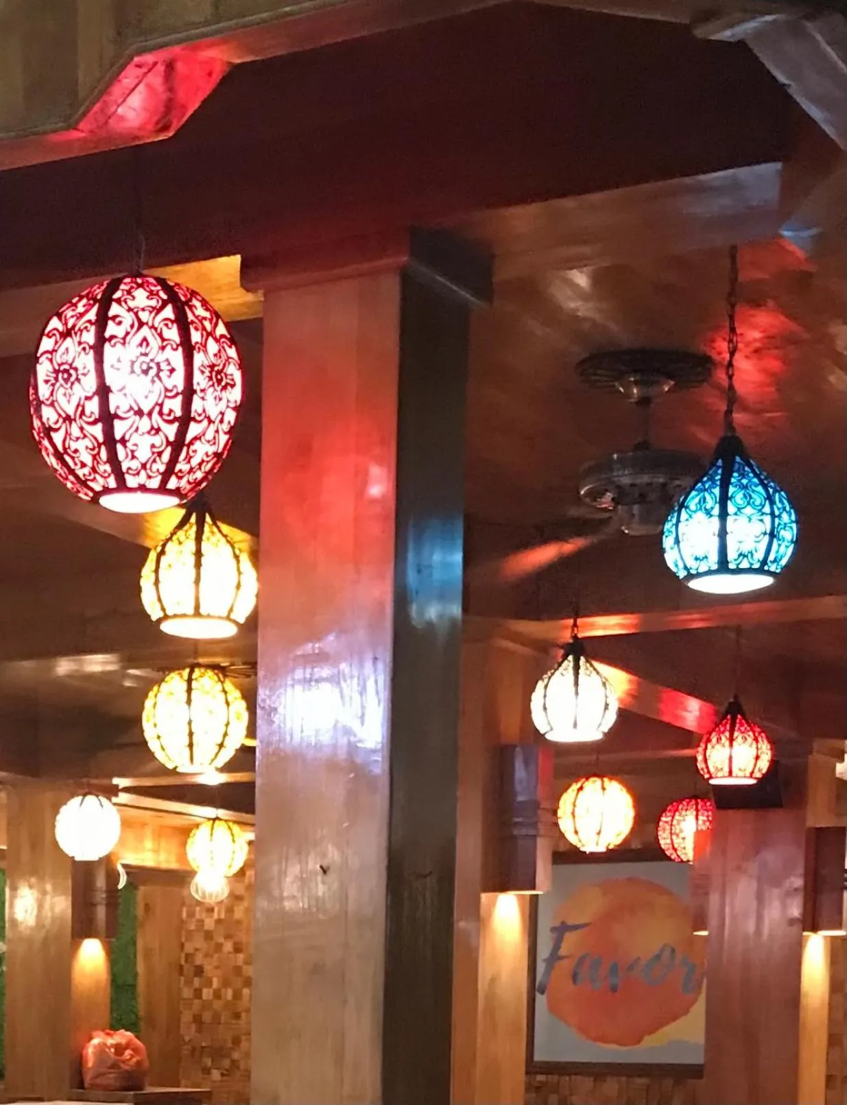 Restaurant/places to eat in Seahouse Bali Indah Beach Inn