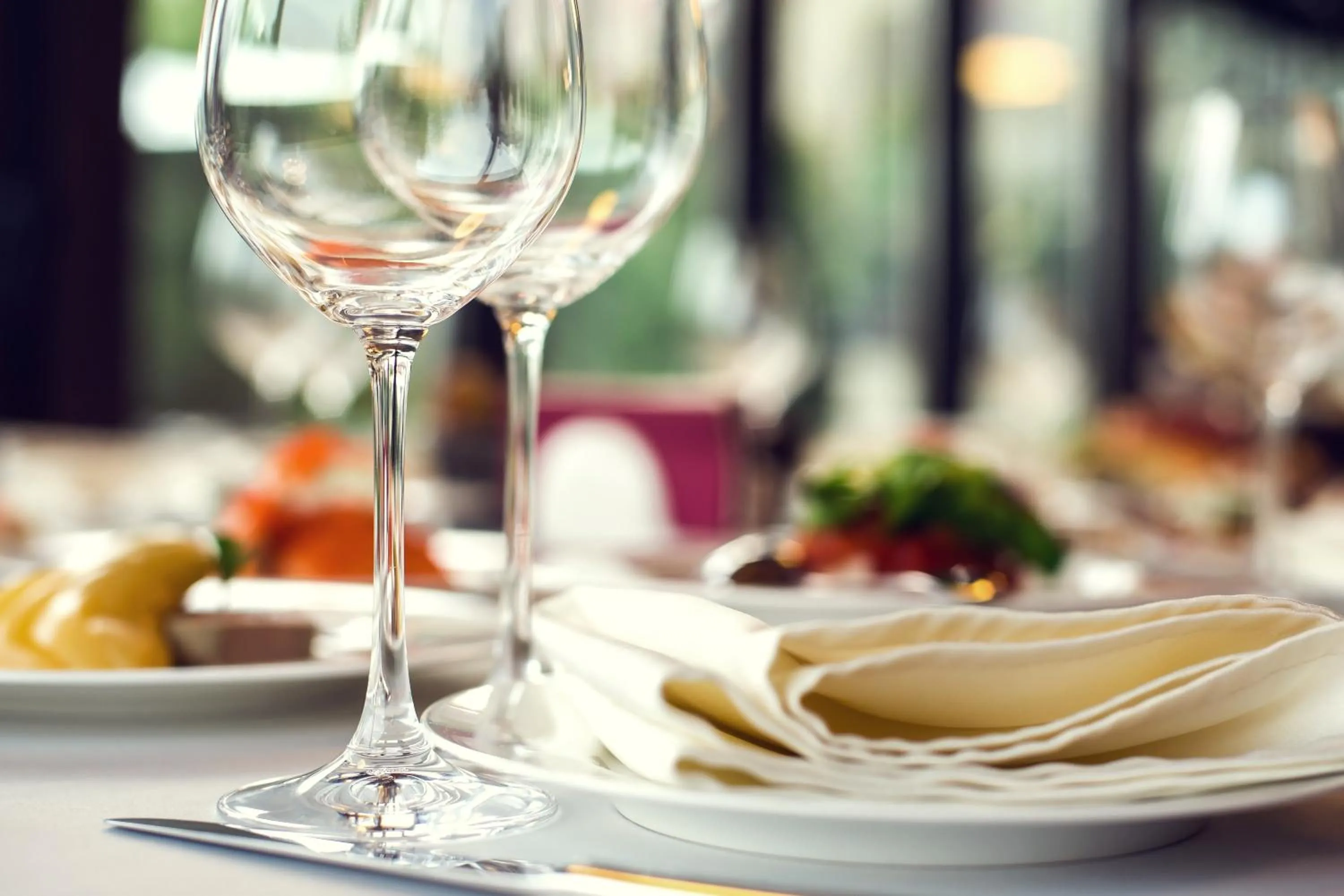 Restaurant/places to eat in Hotel Aateli Hillside