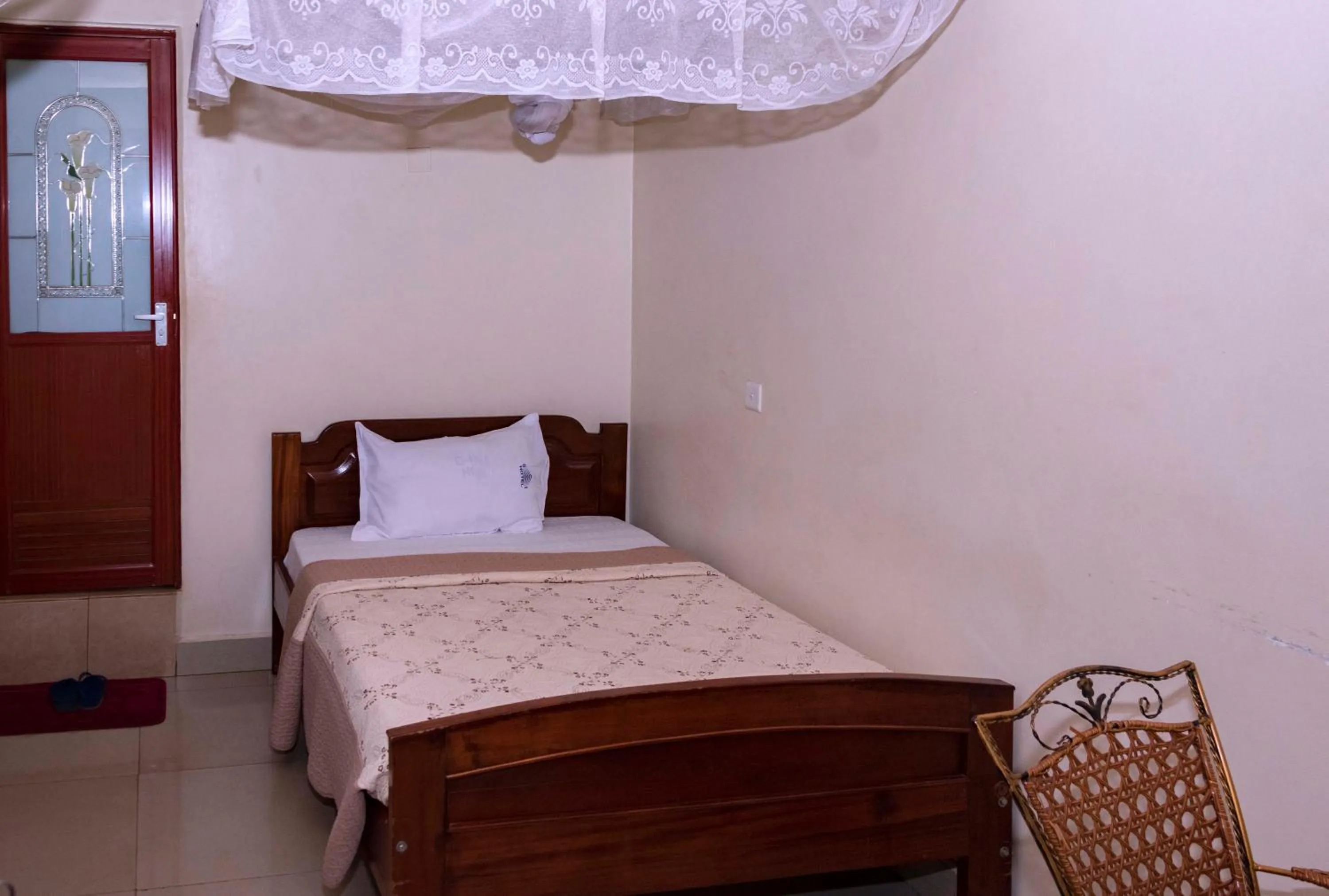 Bed in G-One Hotel Kampala