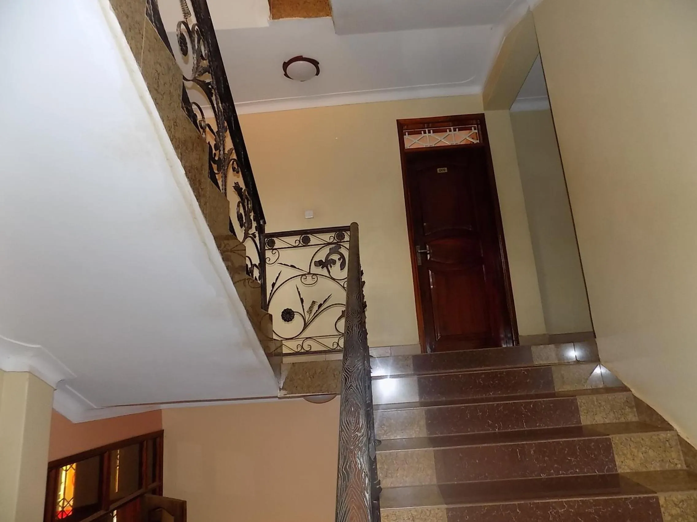Area and facilities in Olina Hotel and Apartments Kampala