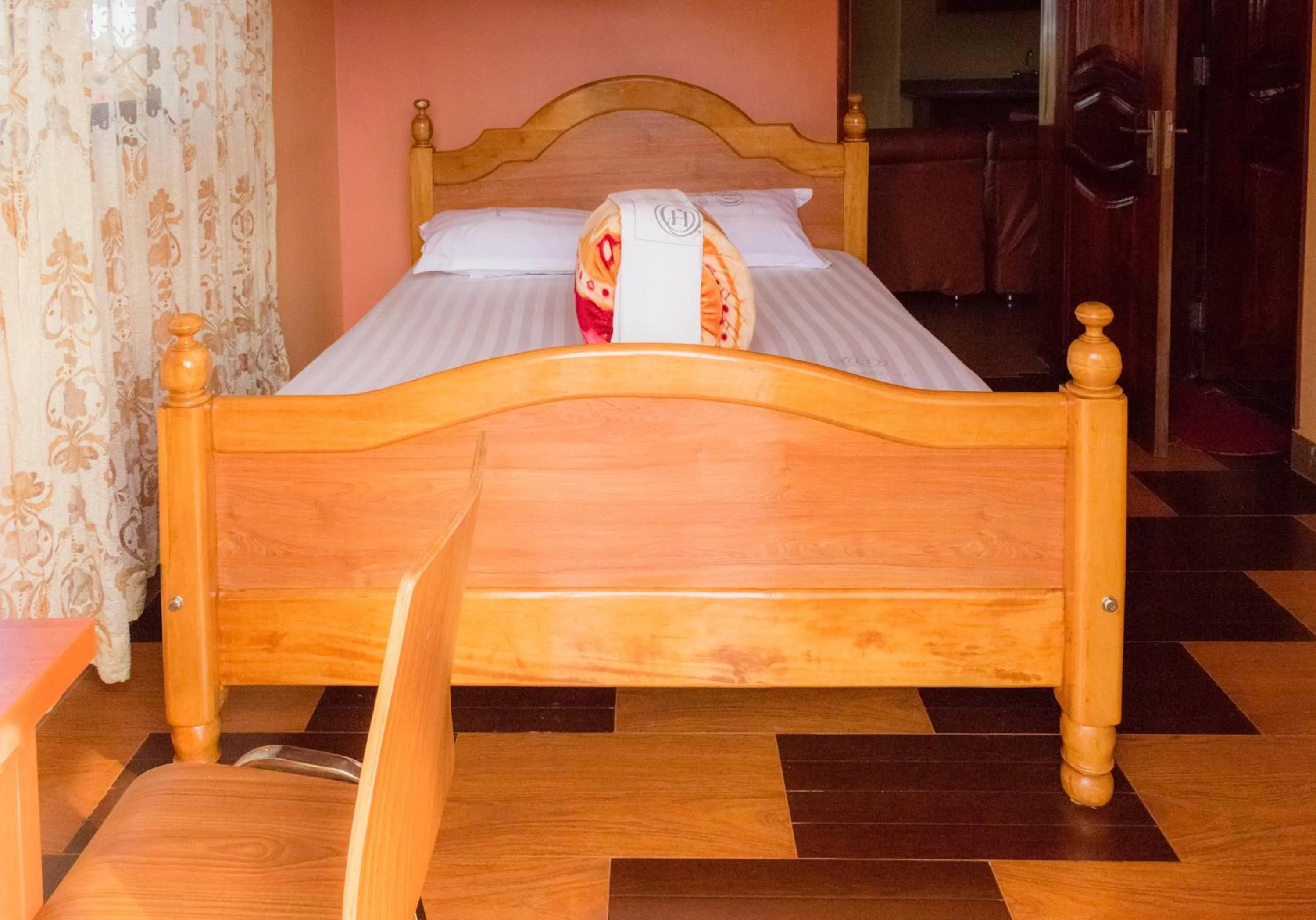 Bed in Olina Hotel and Apartments Kampala