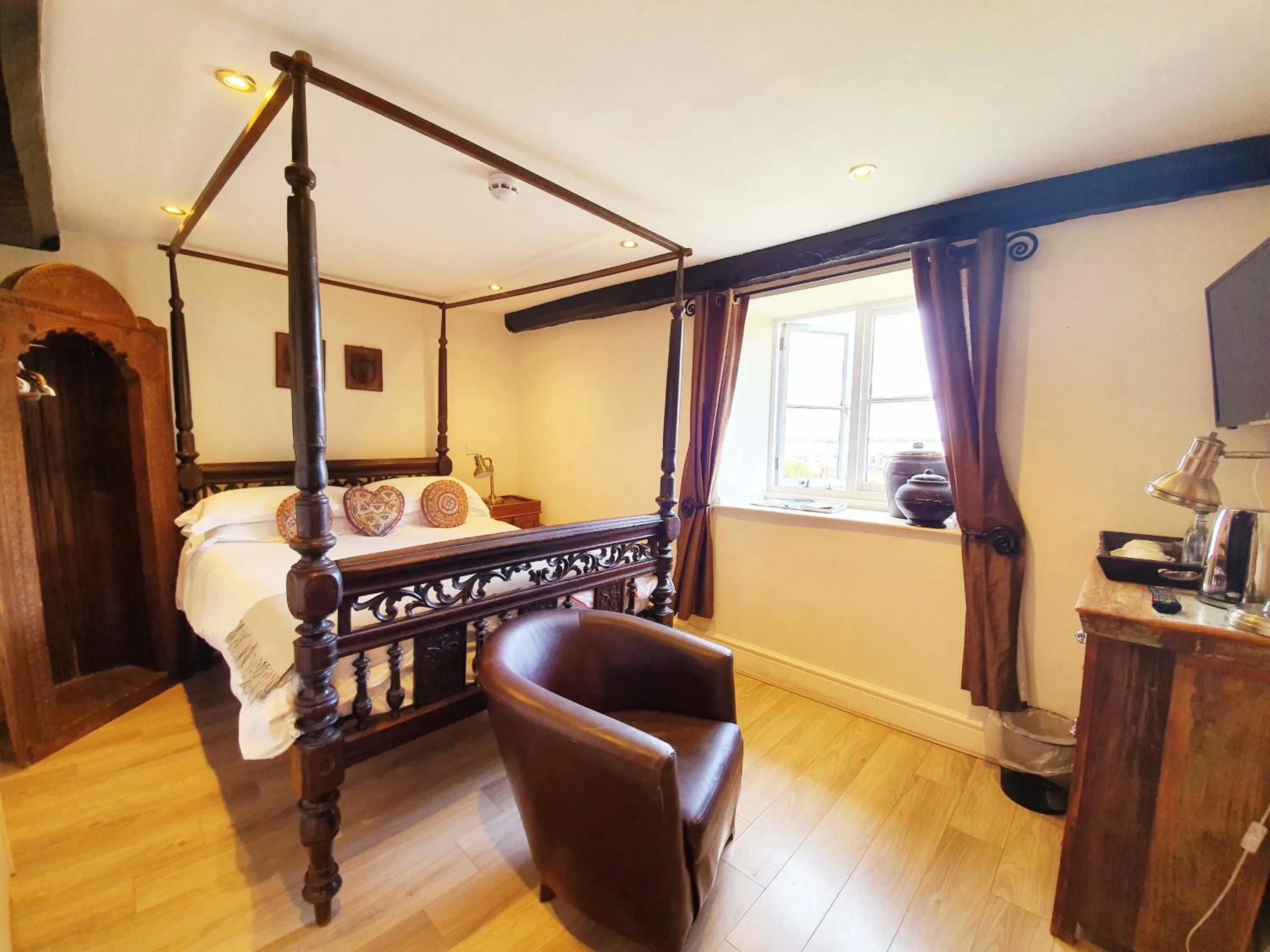Bed in The Old Lodge