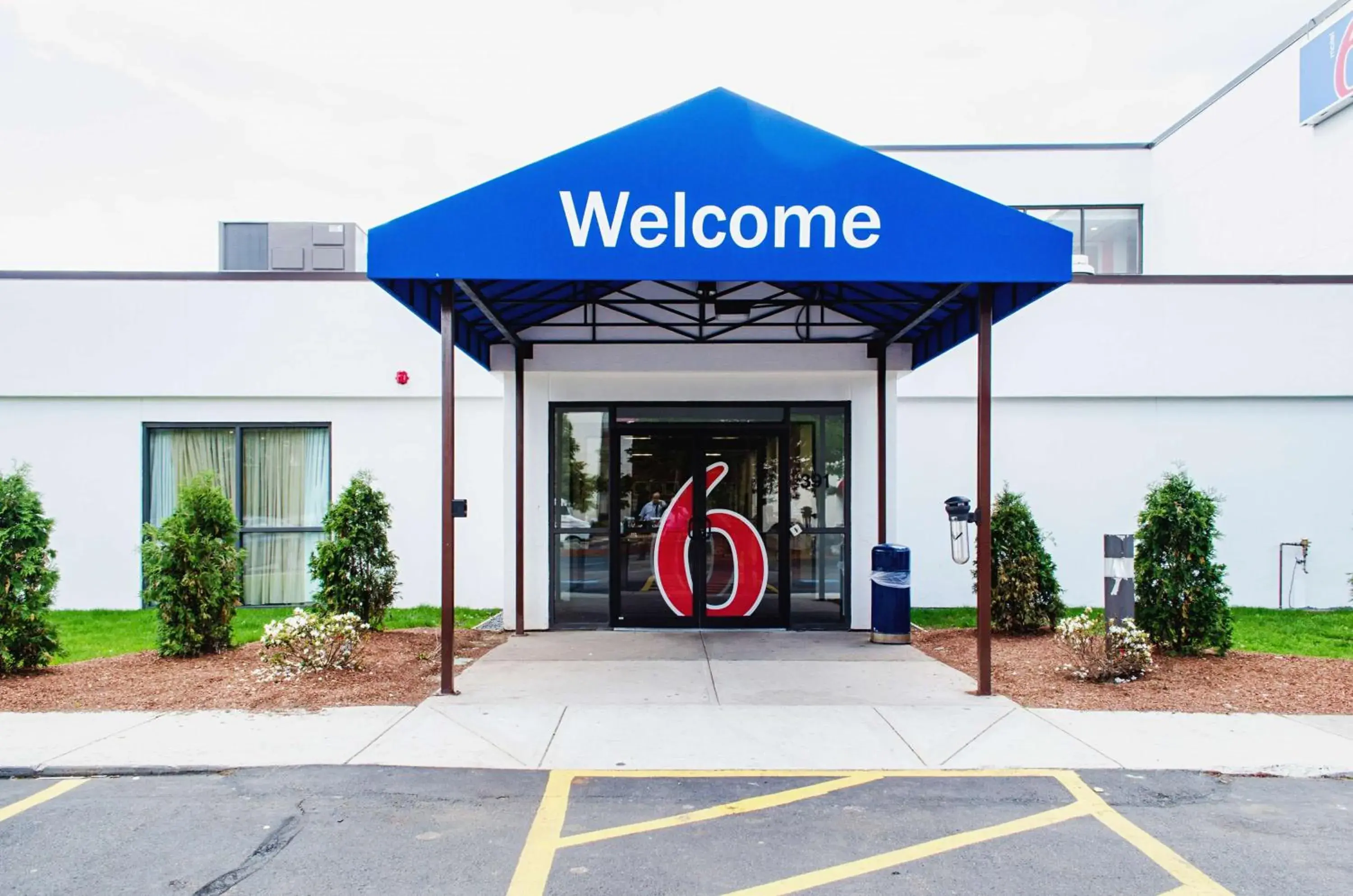 Property building in Motel 6-Brockton, MA Property building in Motel 6-Brockton, MA