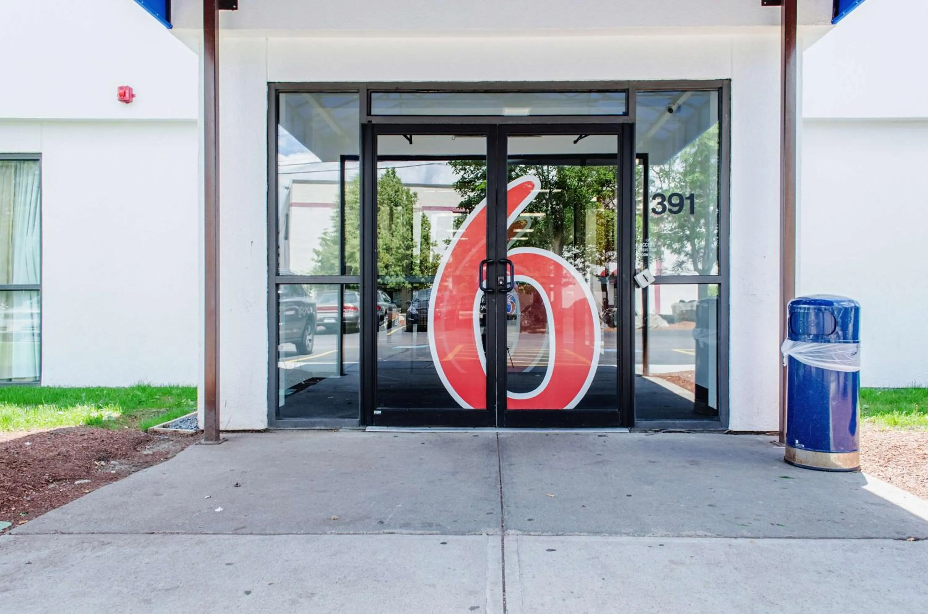 Property building in Motel 6-Brockton, MA