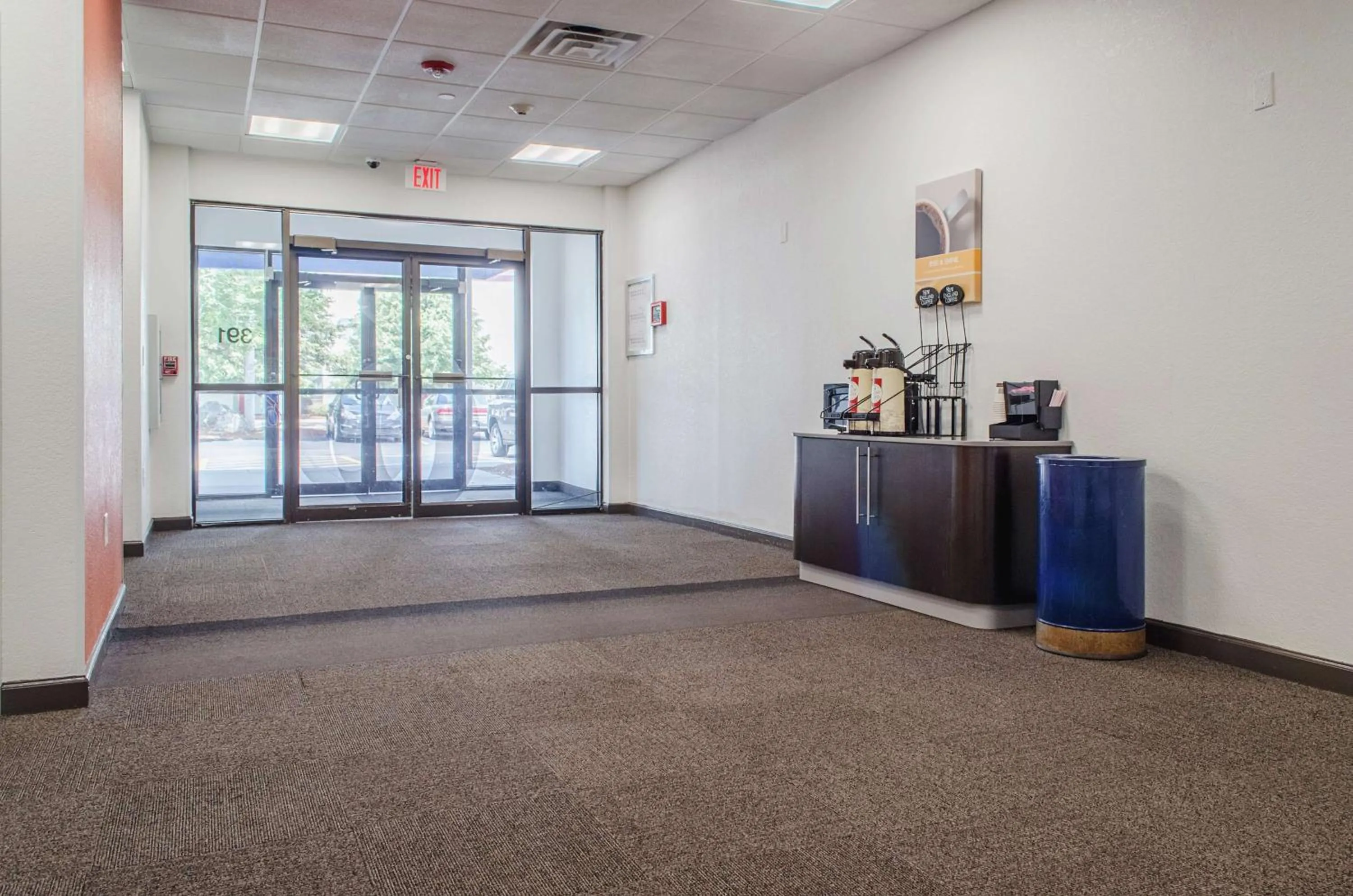 Coffee/tea facilities in Motel 6-Brockton, MA