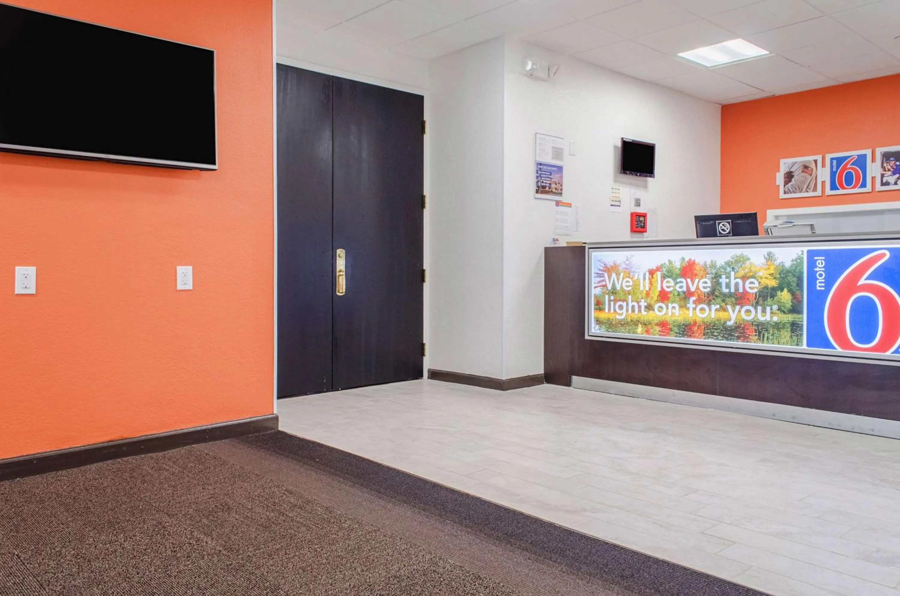 TV and multimedia in Motel 6-Brockton, MA