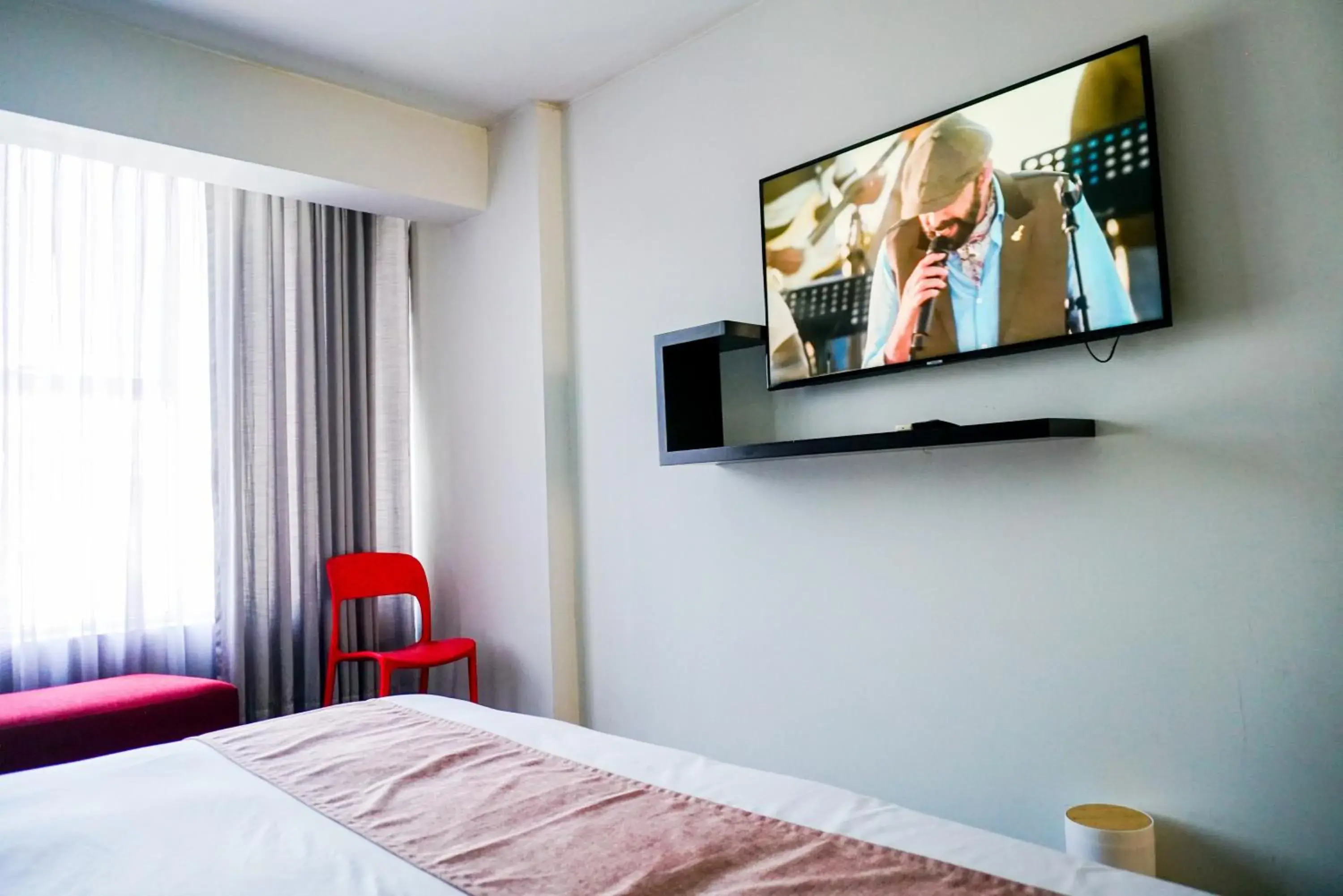 Bed in Apart Hotel Petit Palace Suites Bed in Apart Hotel Petit Palace Suites