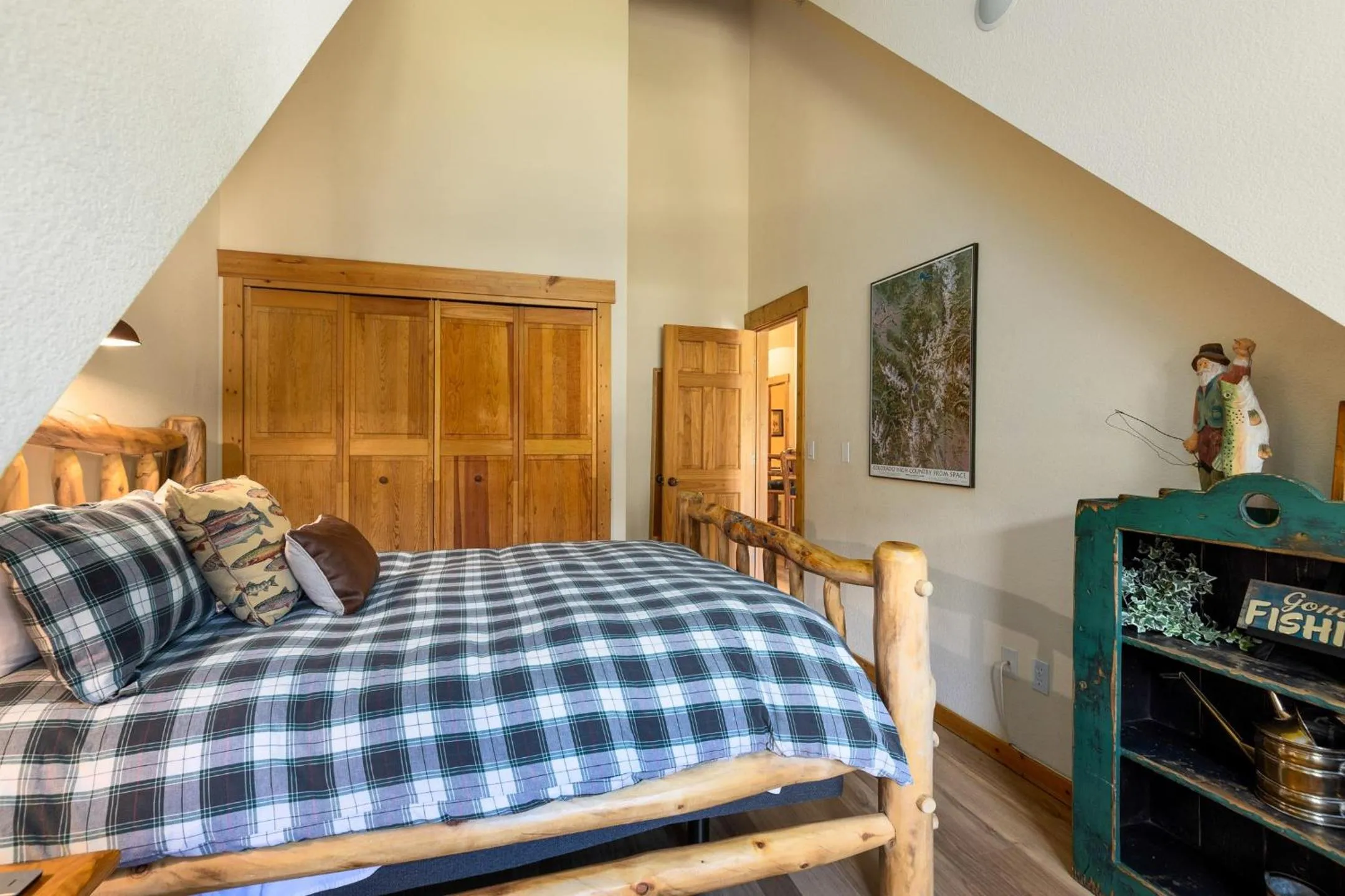 Bedroom, Bed in 2674 Tenderfoot Lodge Condo