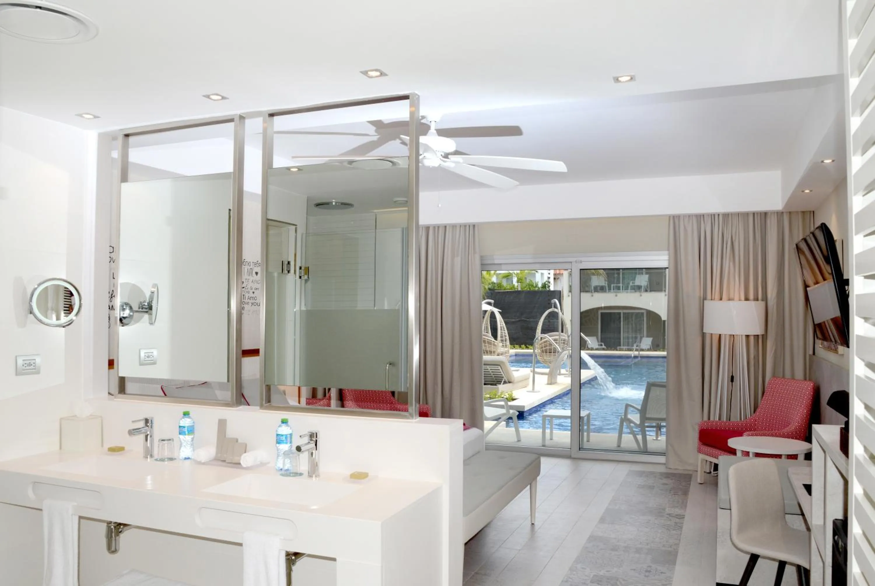 Photo of the whole room in Catalonia Royal La Romana Adults Only - All Inclusive