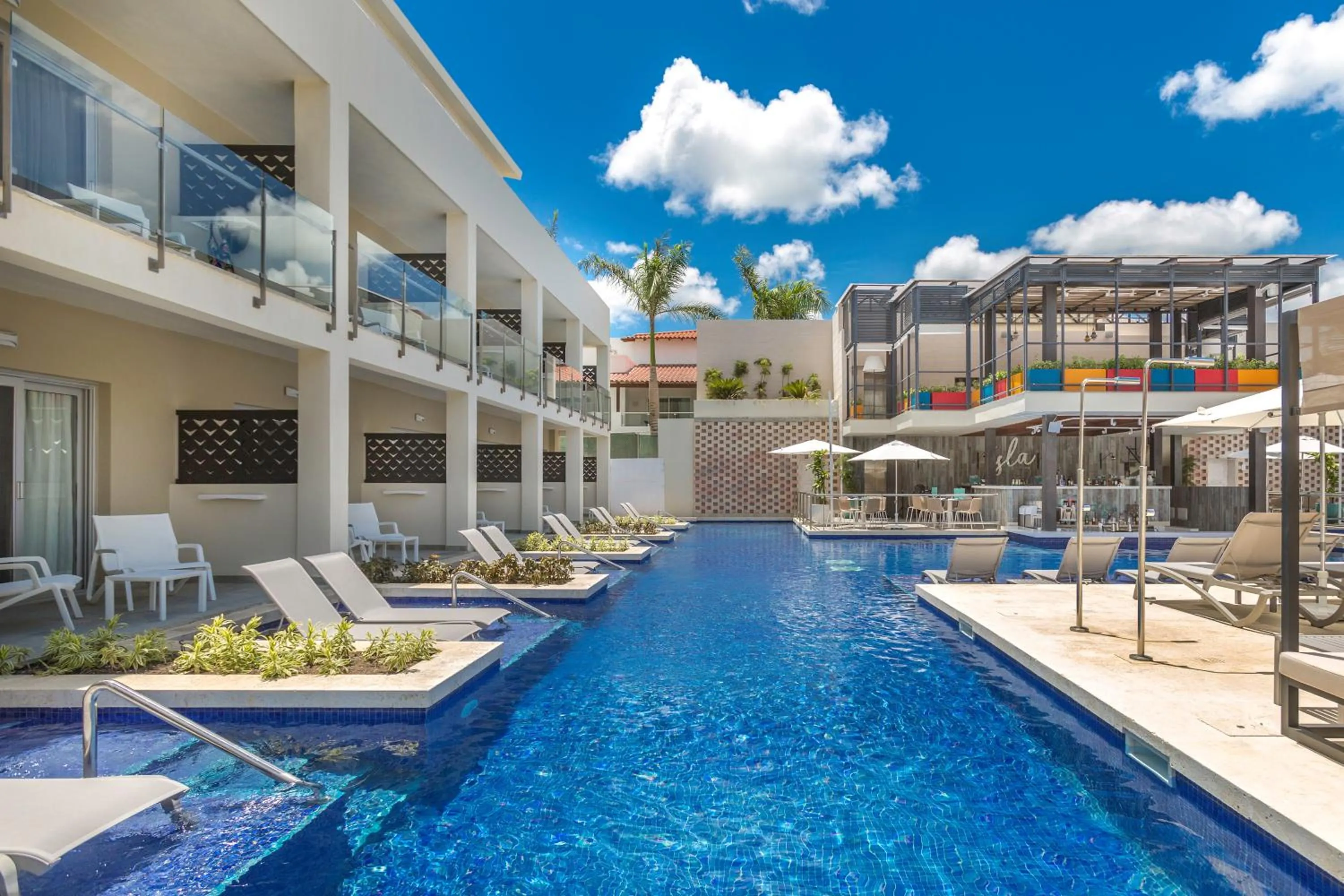 Swimming pool in Catalonia Royal La Romana Adults Only - All Inclusive