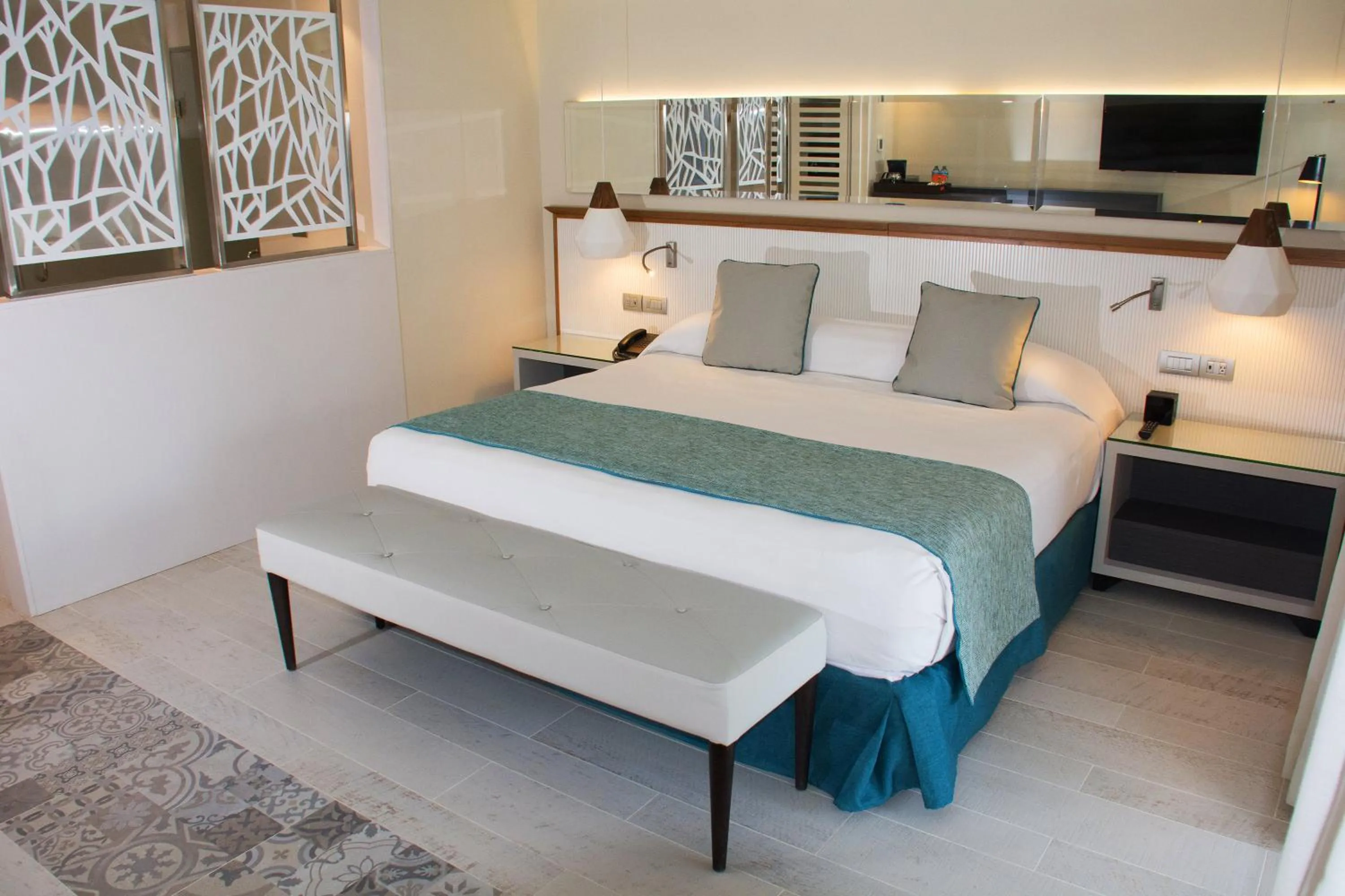 Bedroom, Bed in Catalonia Royal La Romana Adults Only - All Inclusive