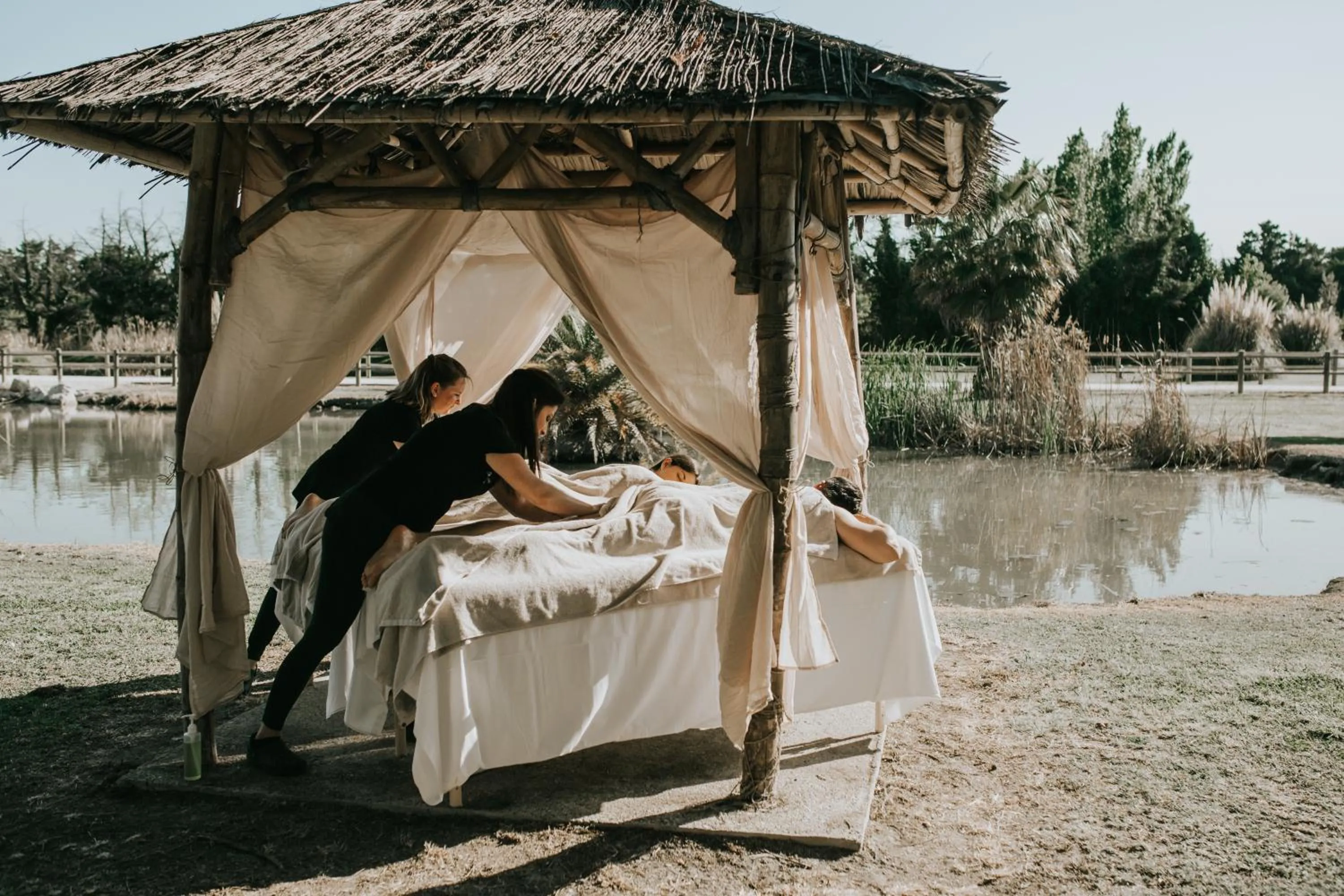 Massage in Abri Cosy - Suite Romantique en Camargue