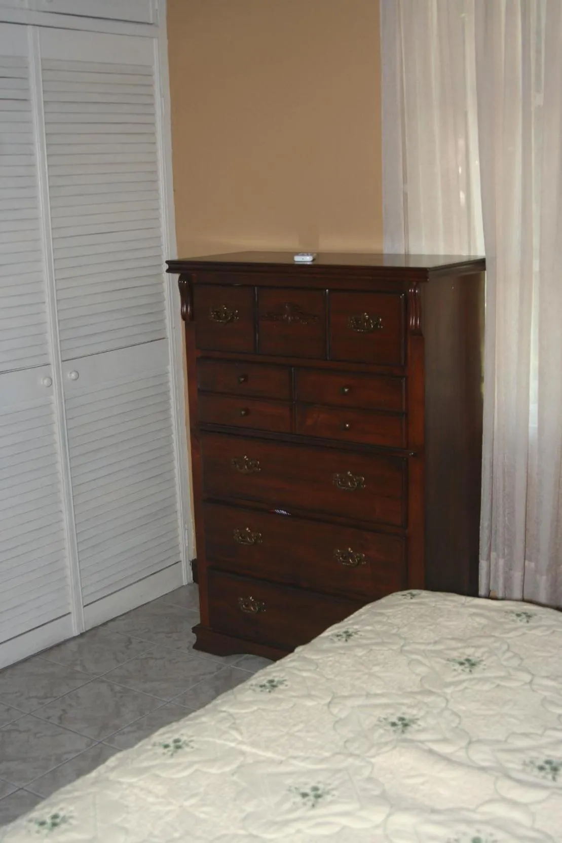 Bed in Cozy Apartment