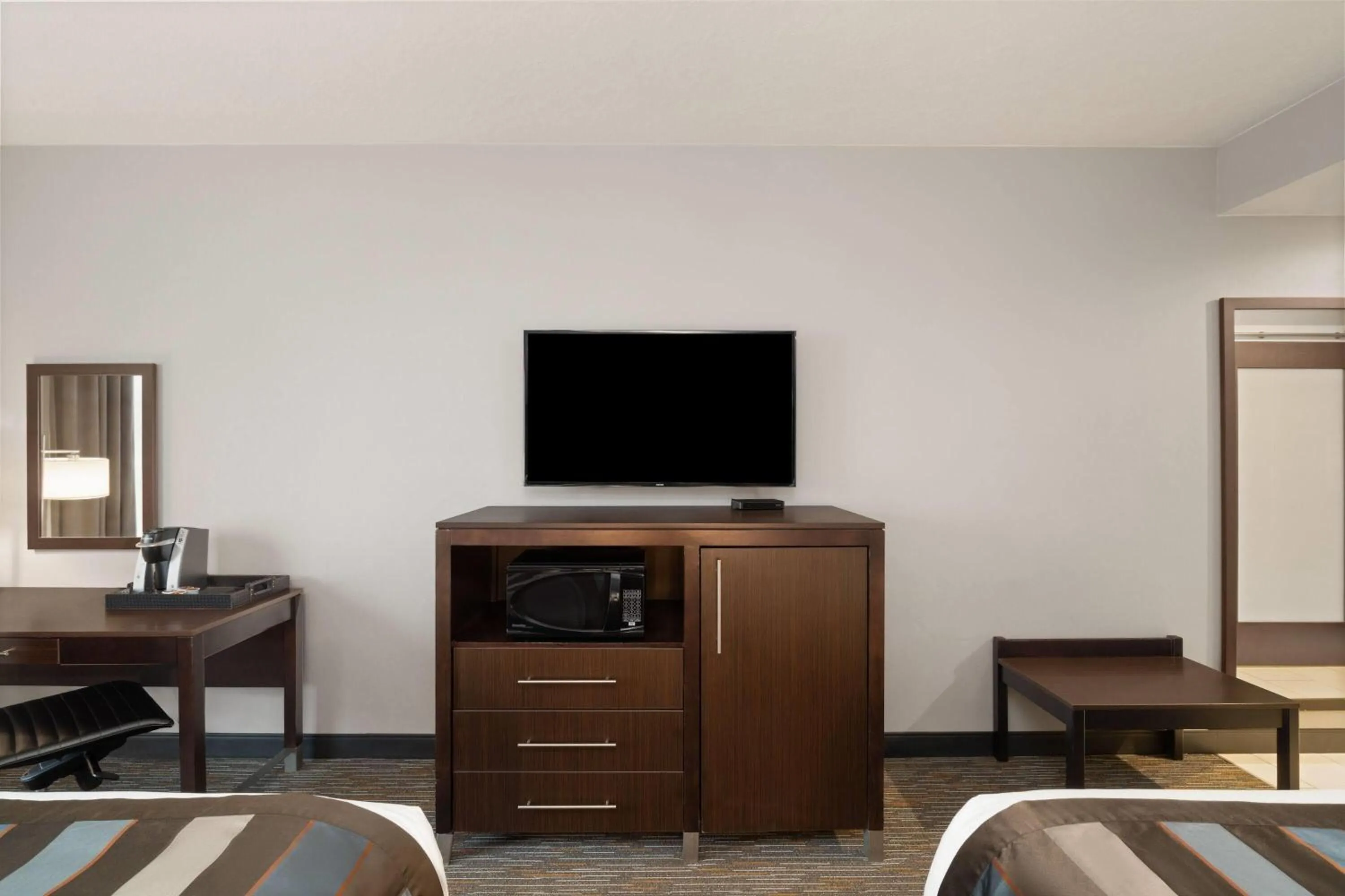 Photo of the whole room in Wingate by Wyndham Hurricane Zion National Park