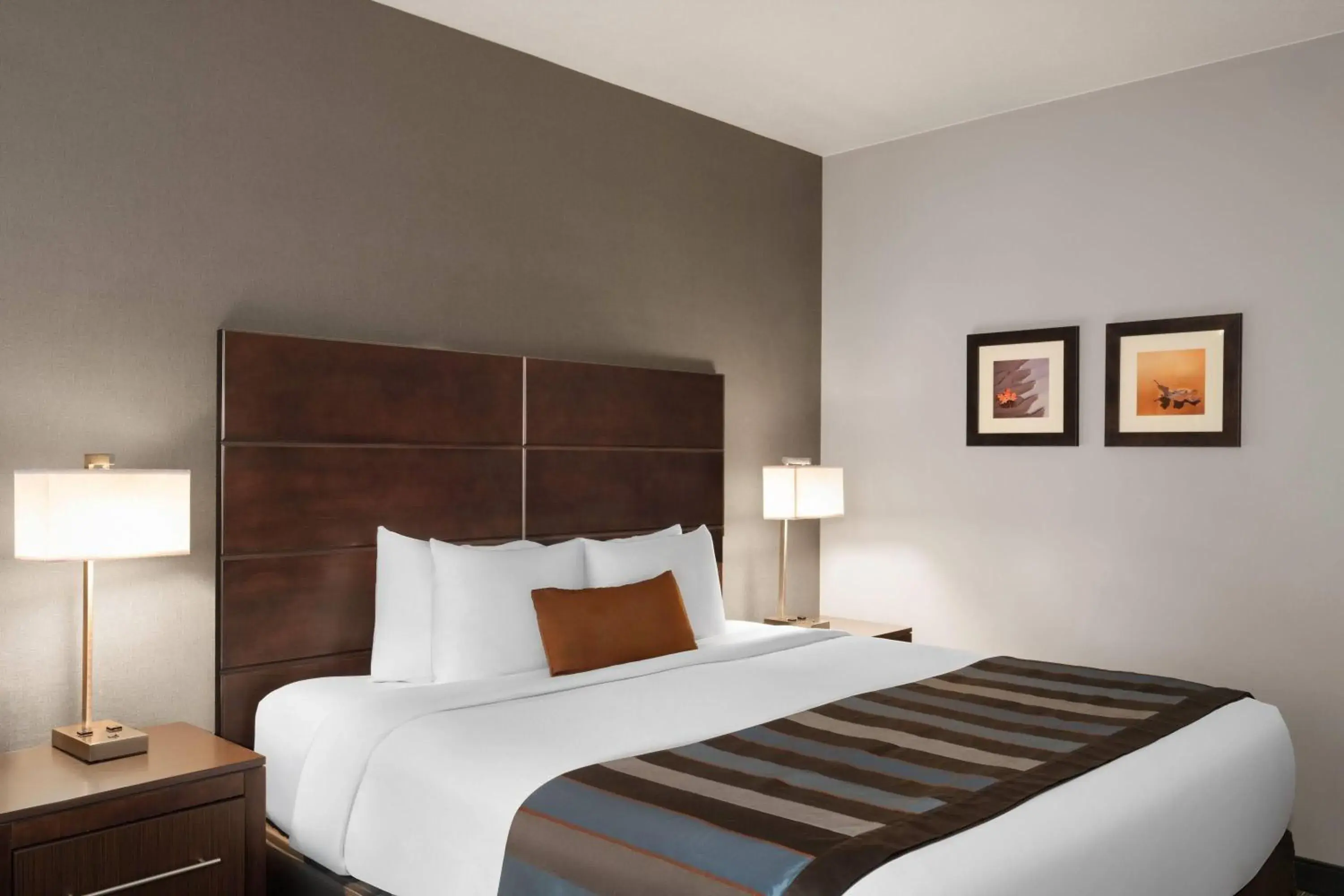 Photo of the whole room, Bed in Wingate by Wyndham Hurricane Zion National Park Photo of the whole room, Bed in Wingate by Wyndham Hurricane Zion National Park