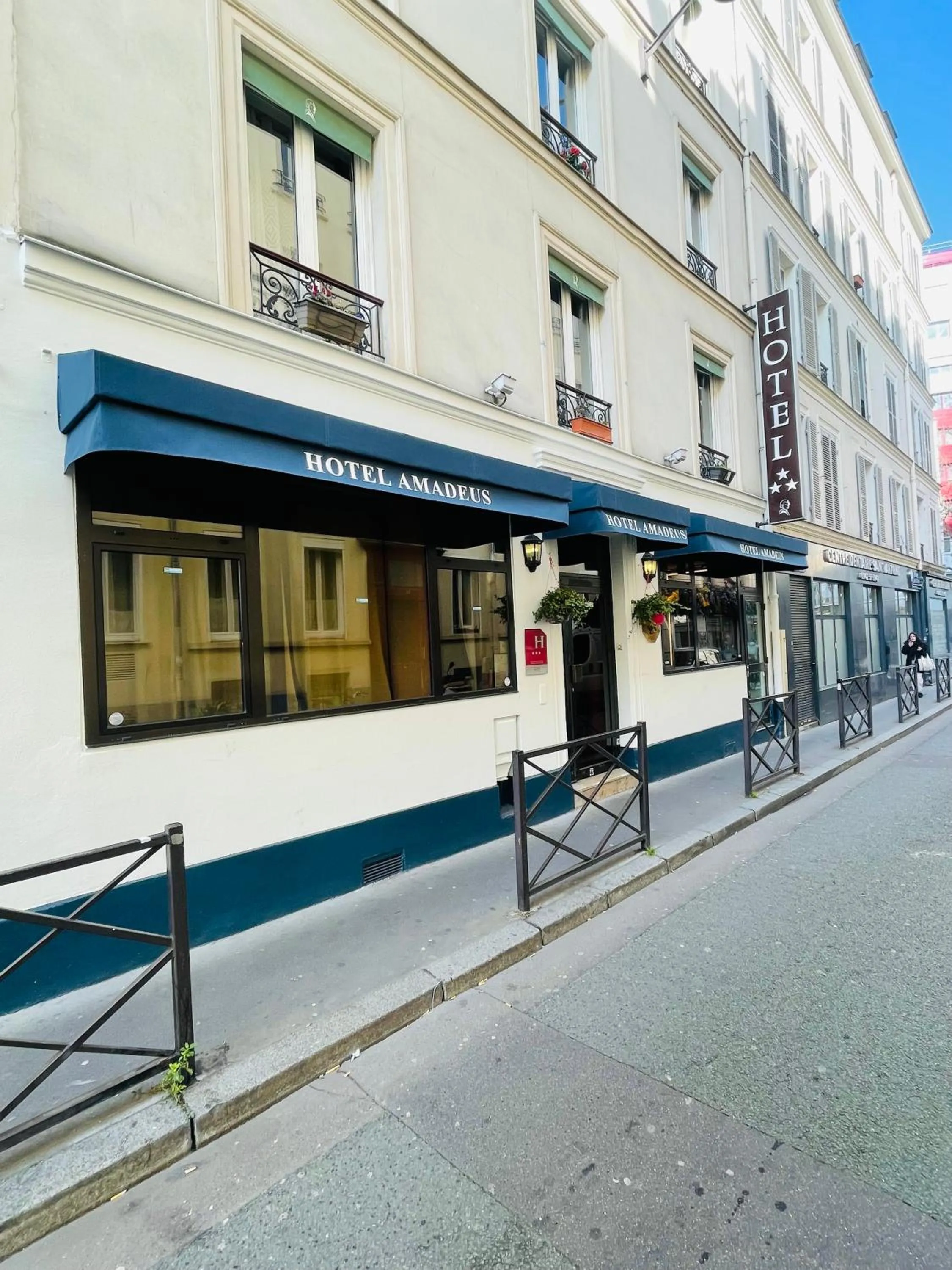 Amadeus Hotel