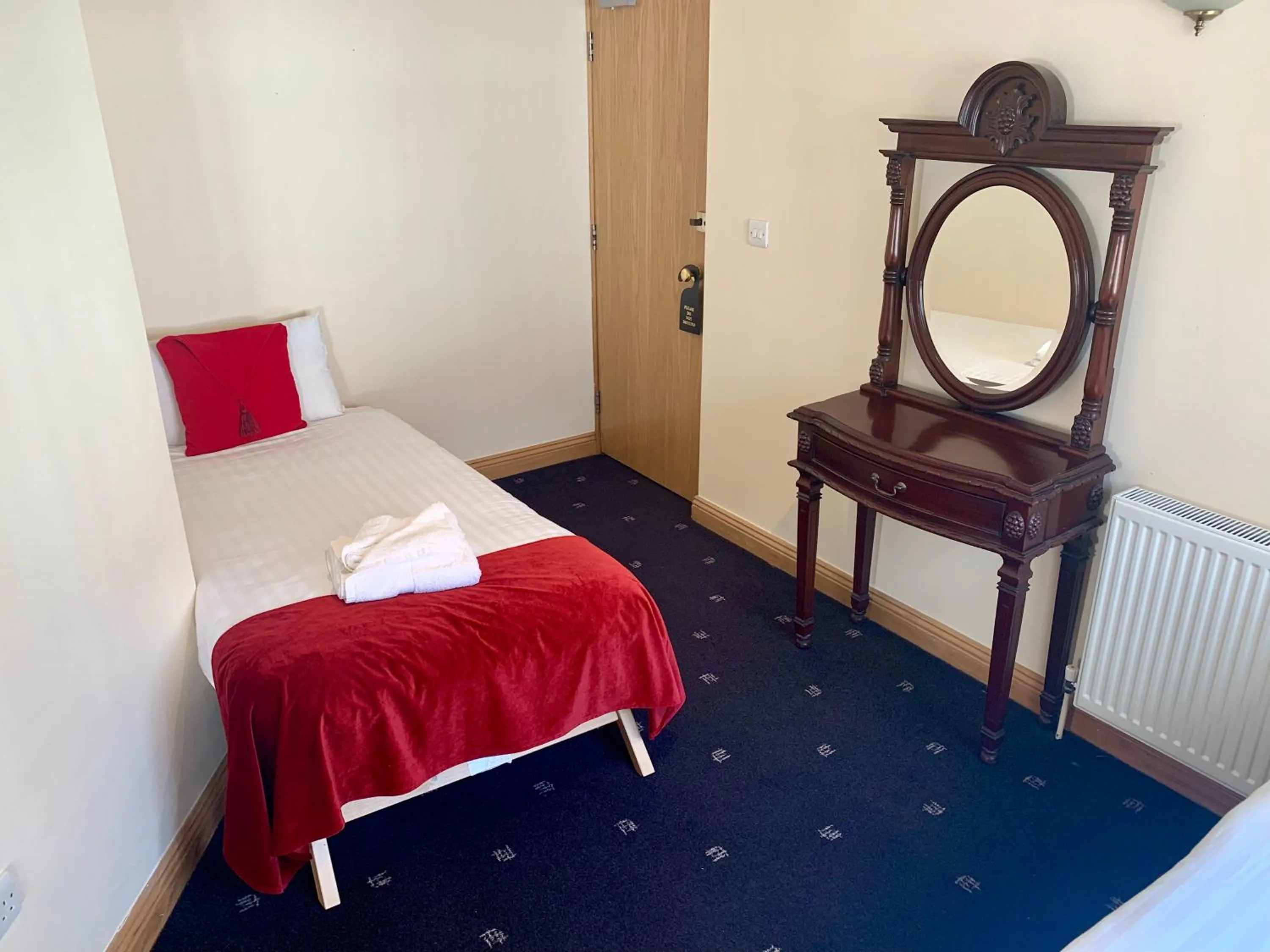 Bed in Glenlossie Guest House