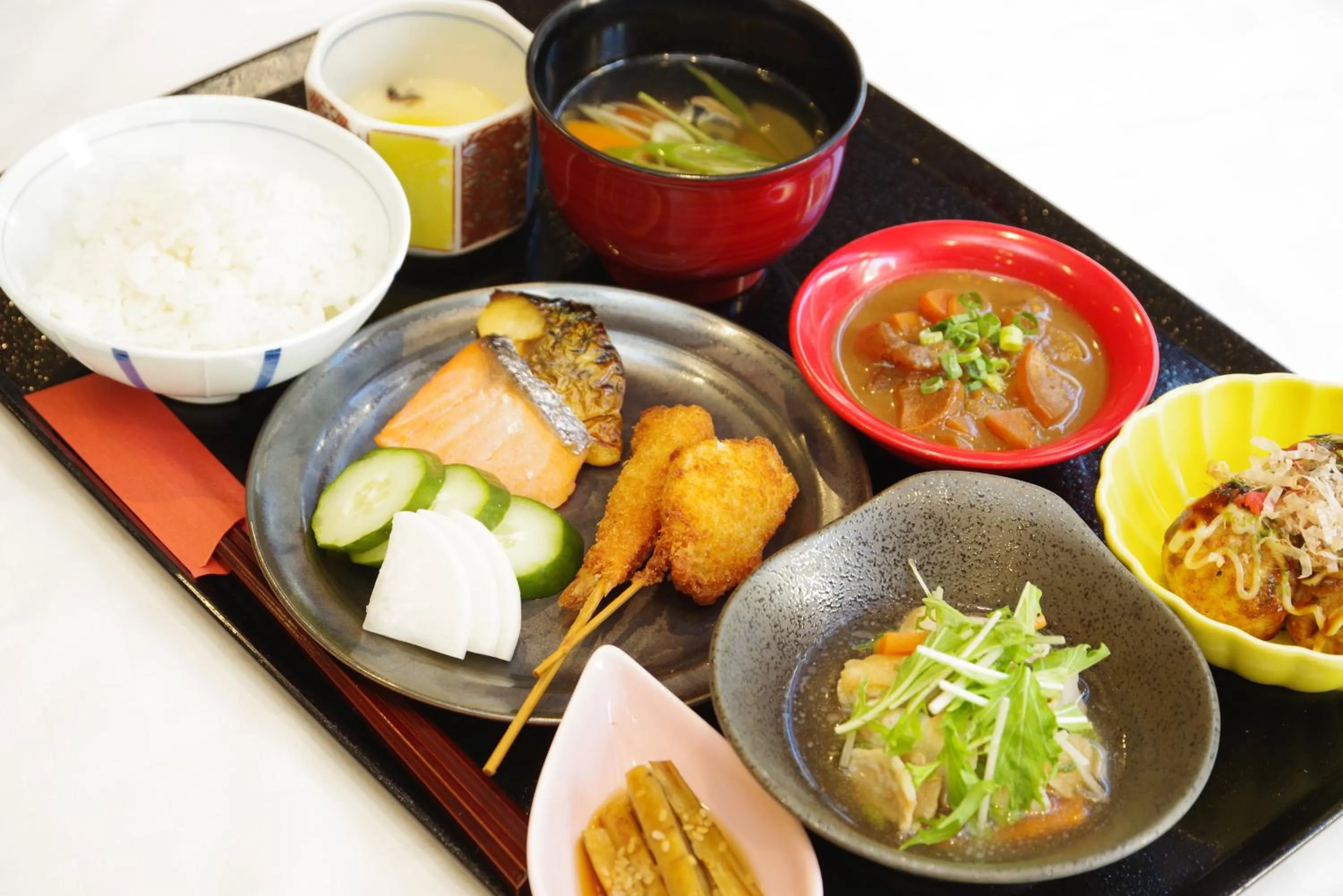 Restaurant/places to eat in Hotel Hokke Club Osaka