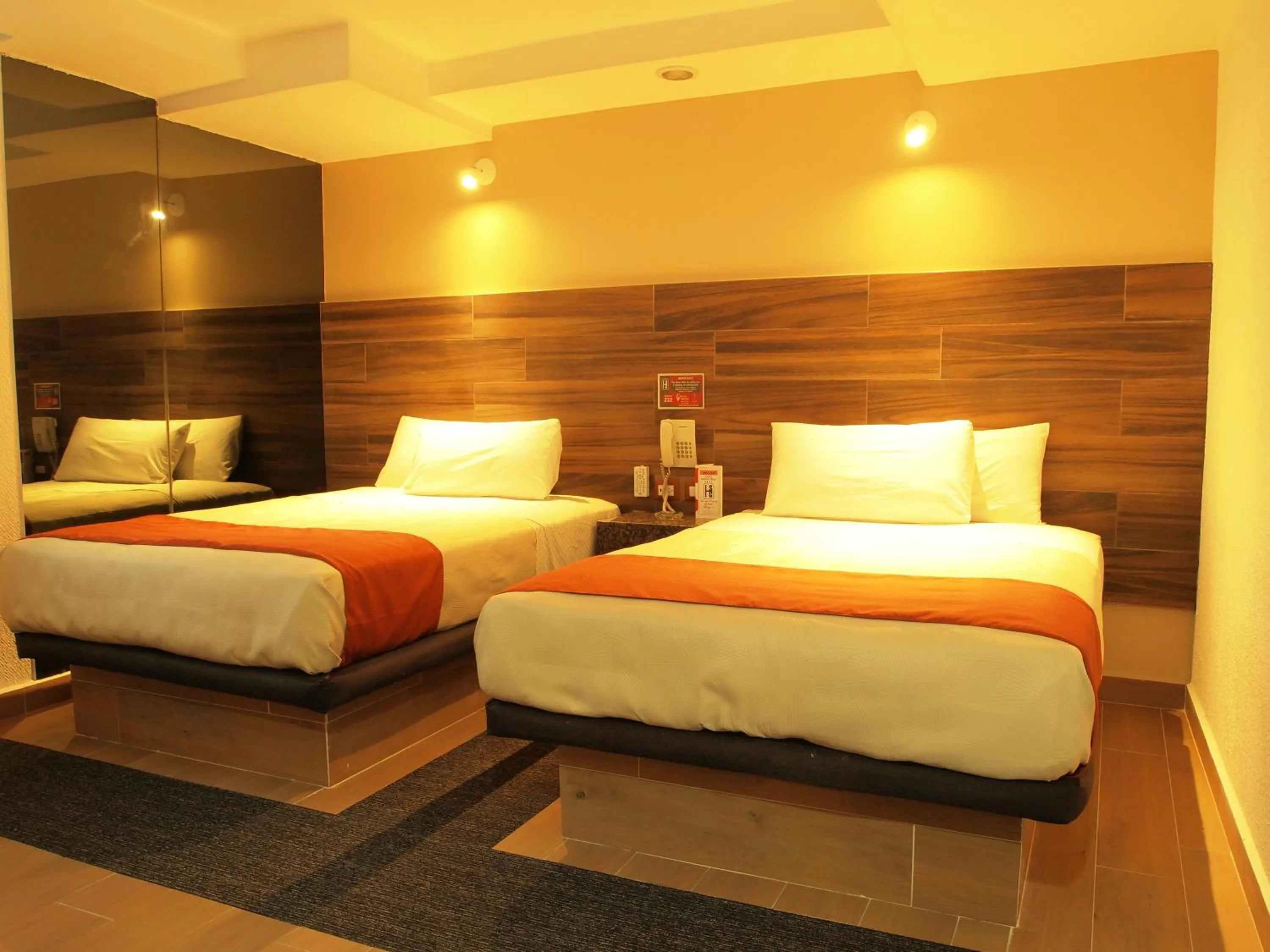 Hotel Santa Cruz