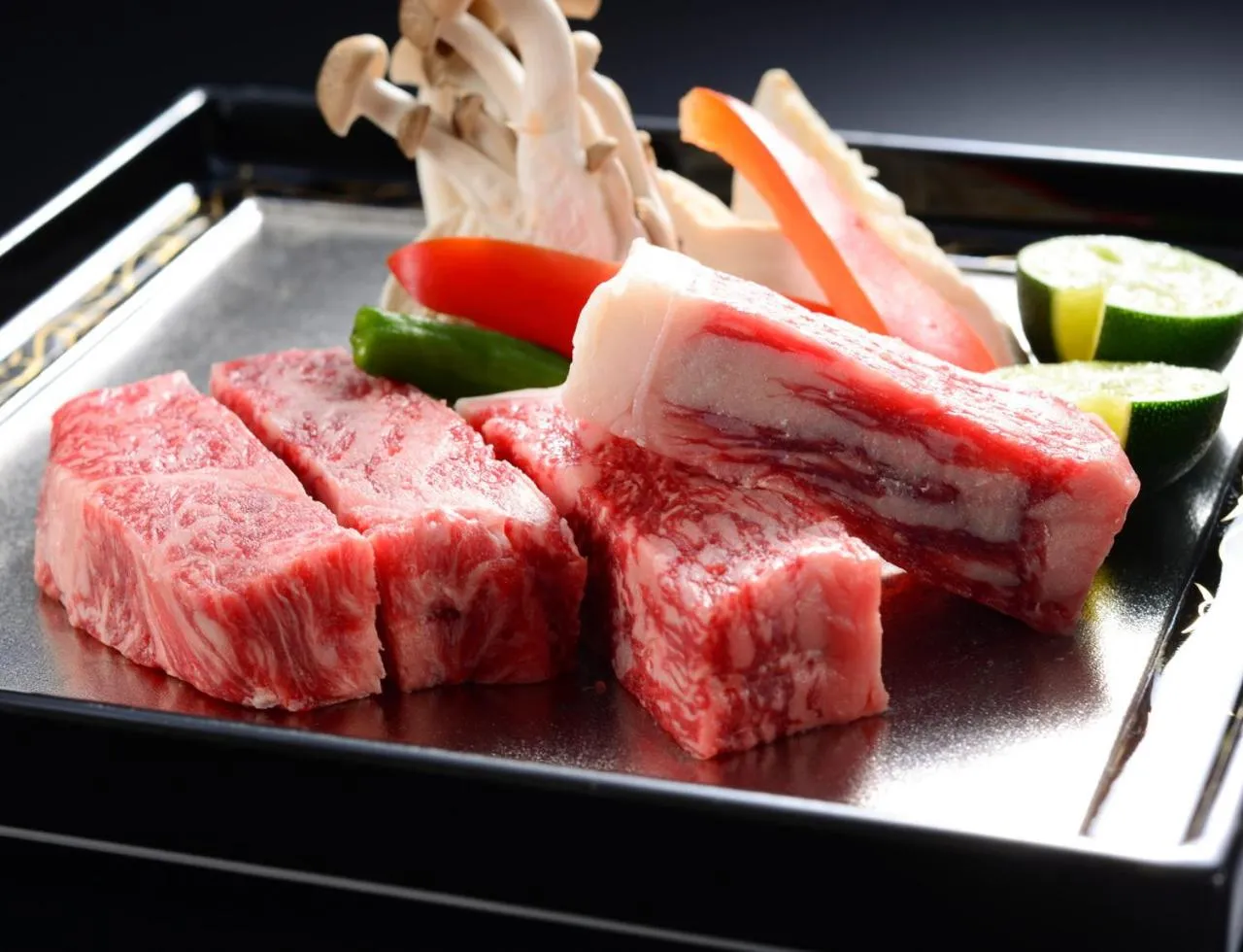 Food and drinks in Balinese onsen ryokan Hakone Airu