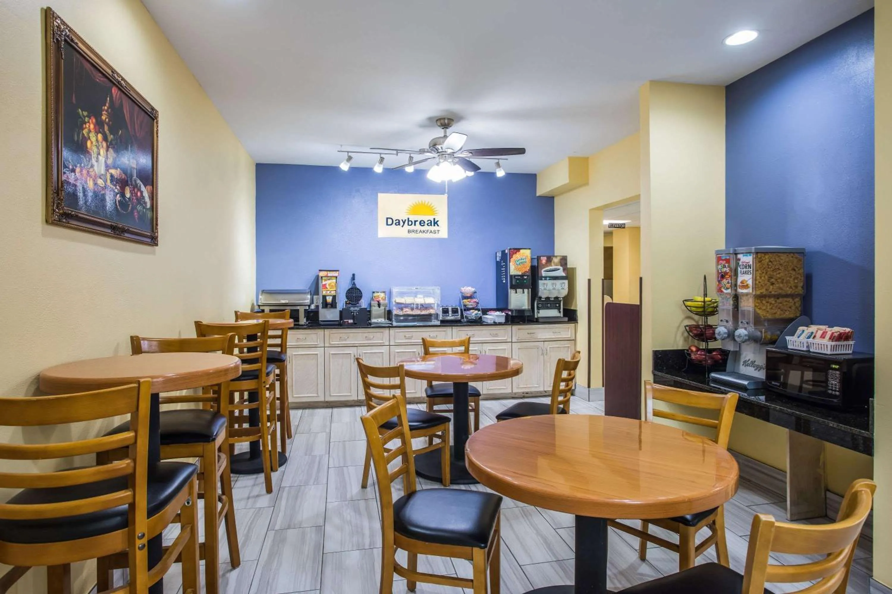 Restaurant/places to eat in Days Inn & Suites by Wyndham Augusta Near Fort Eisenhower