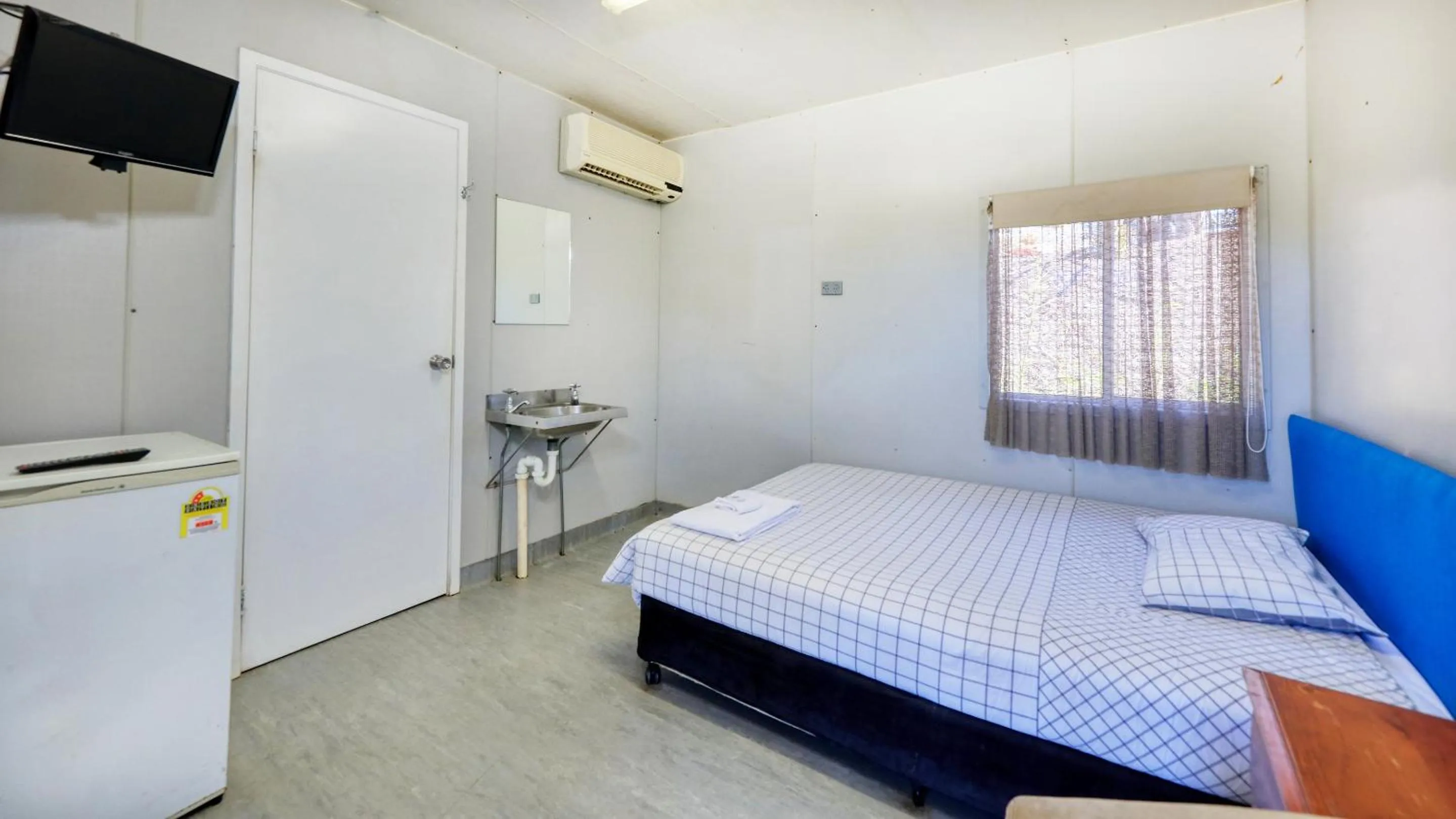 TV and multimedia, Bed in Silver Wattle Cabins