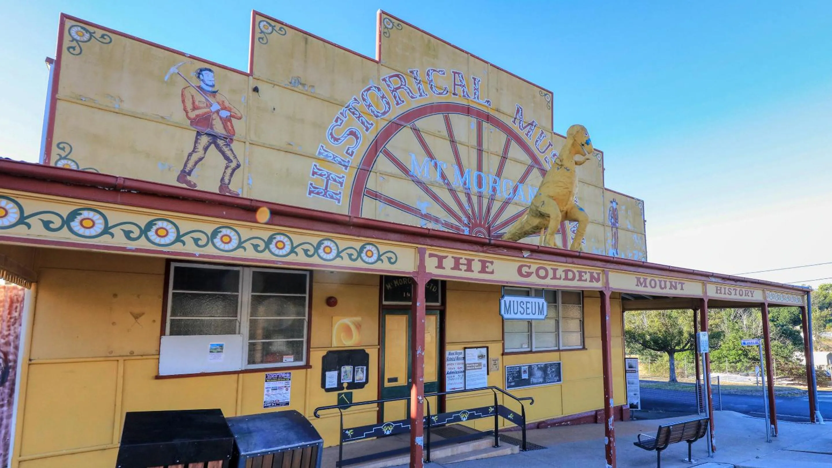 Property building in Silver Wattle Cabins