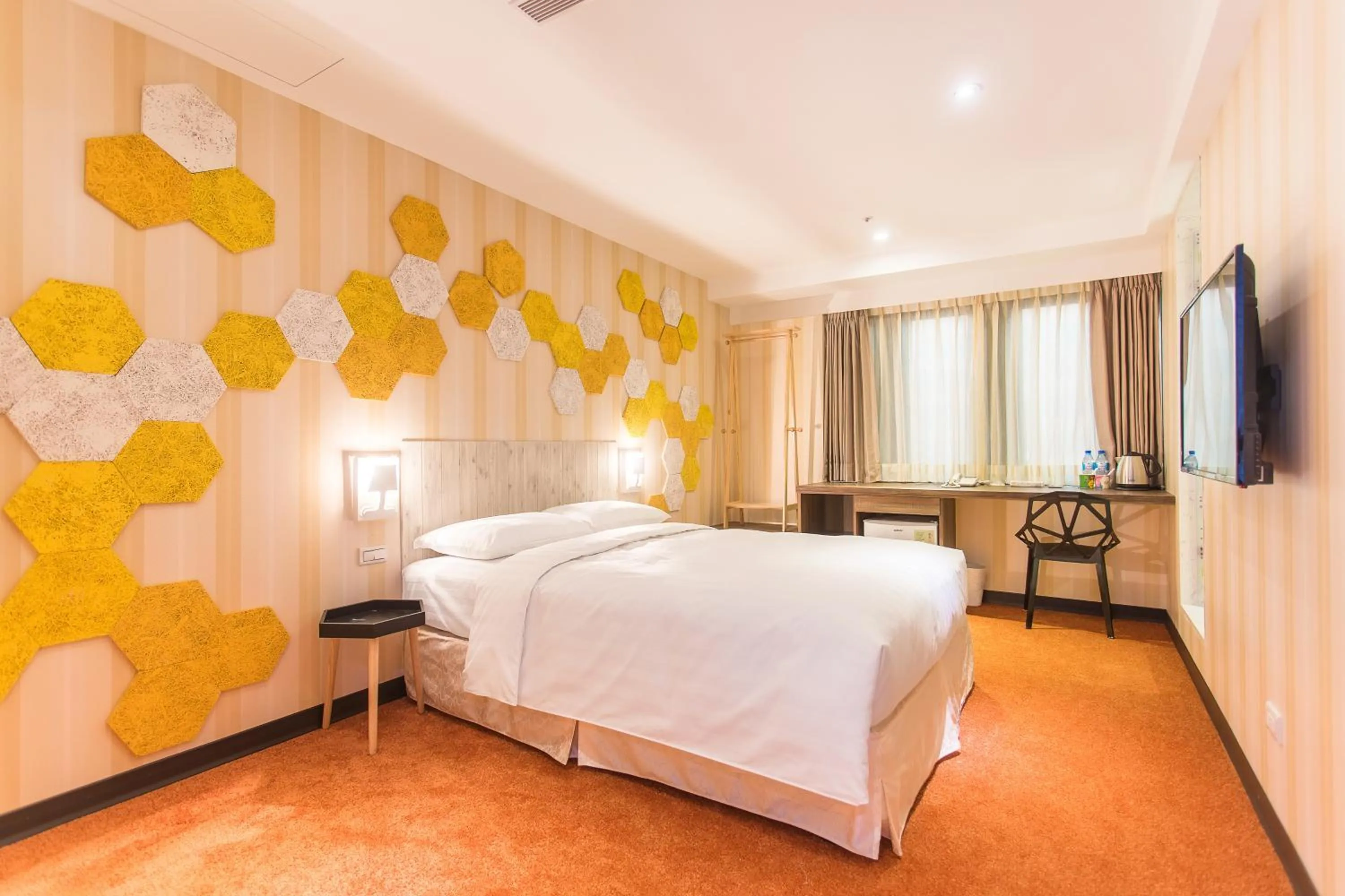 Bed in RF Hotel - Sanchong